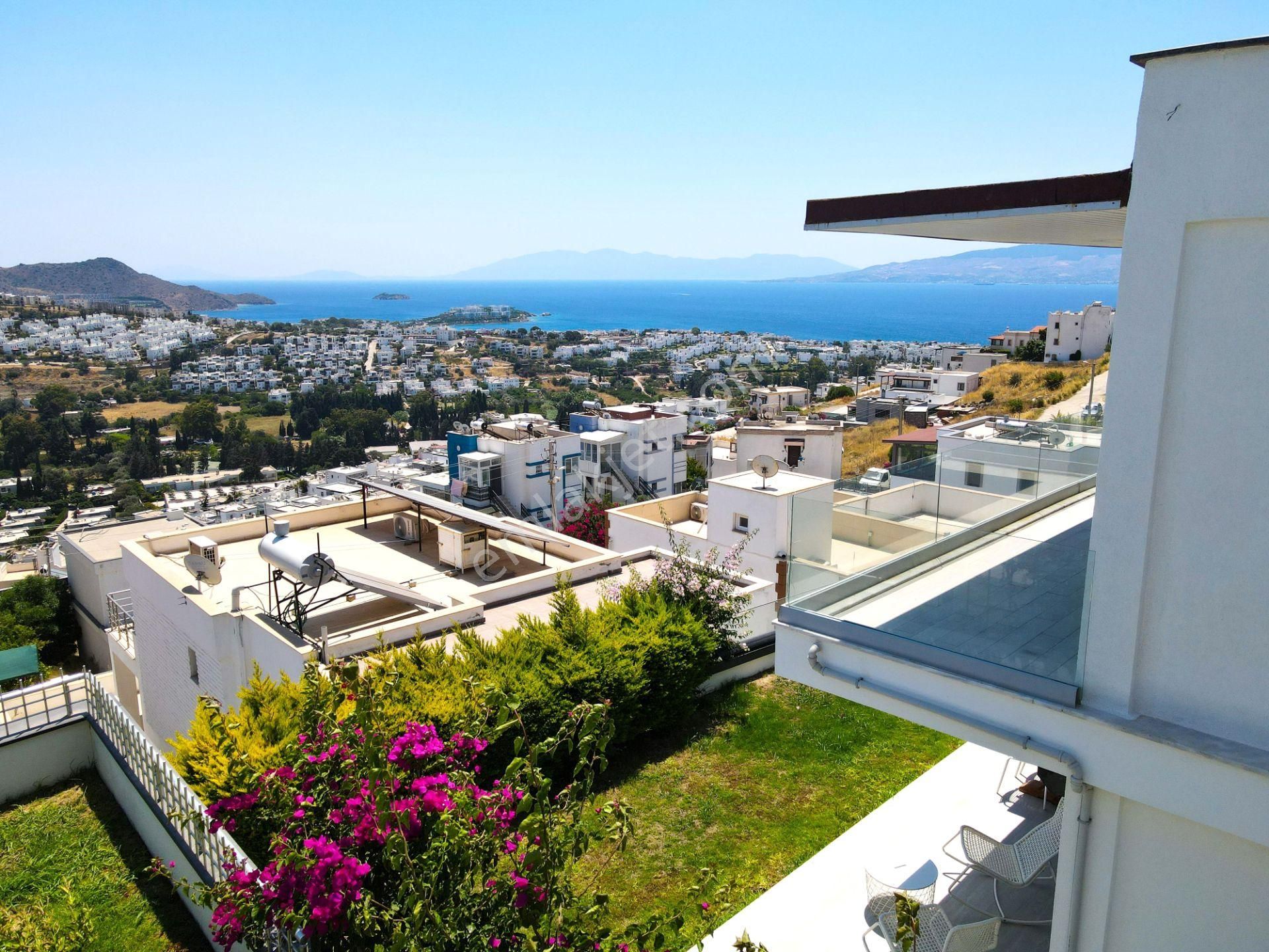 Akyarlar Fener Mevkiinde Satılık Deniz Manzaralı 4+1 Villa - Görsel 31