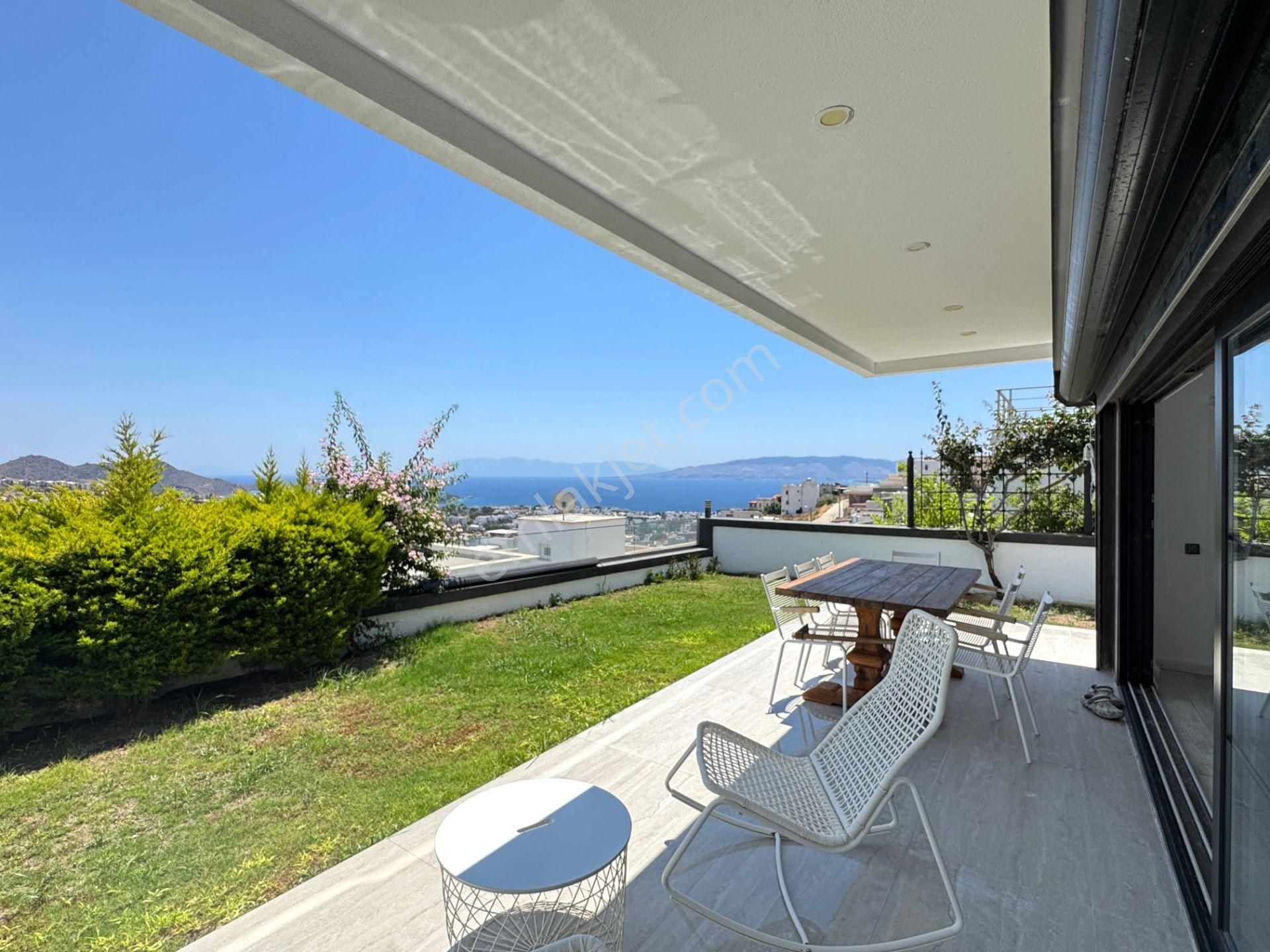 Akyarlar Fener Mevkiinde Satılık Deniz Manzaralı 4+1 Villa - Görsel 15