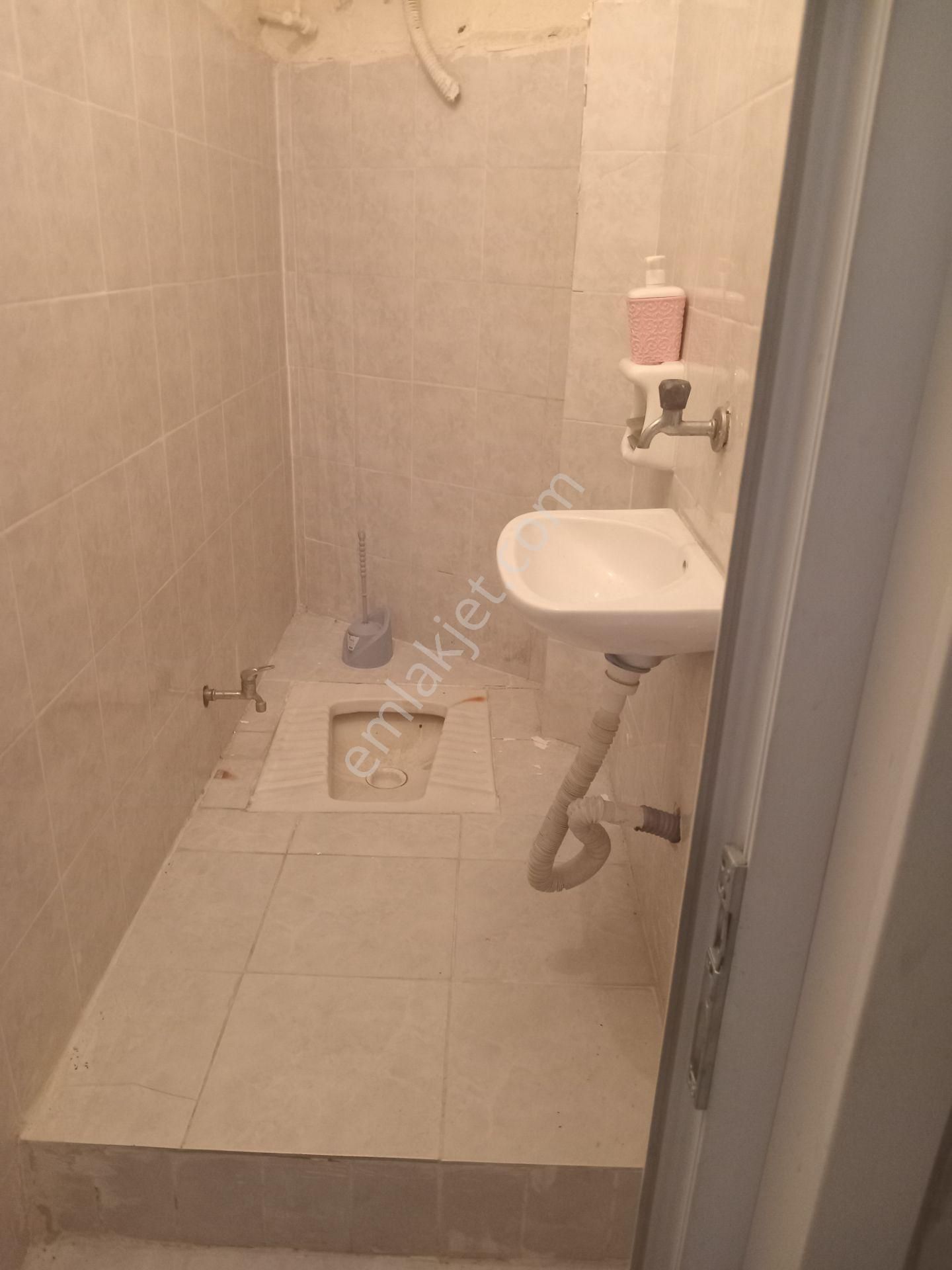 Gaziosmanpaşa Karlıtepe Mah.öyrenciler Sok. 3+1 120m2 Kiralık Daire - Görsel 8