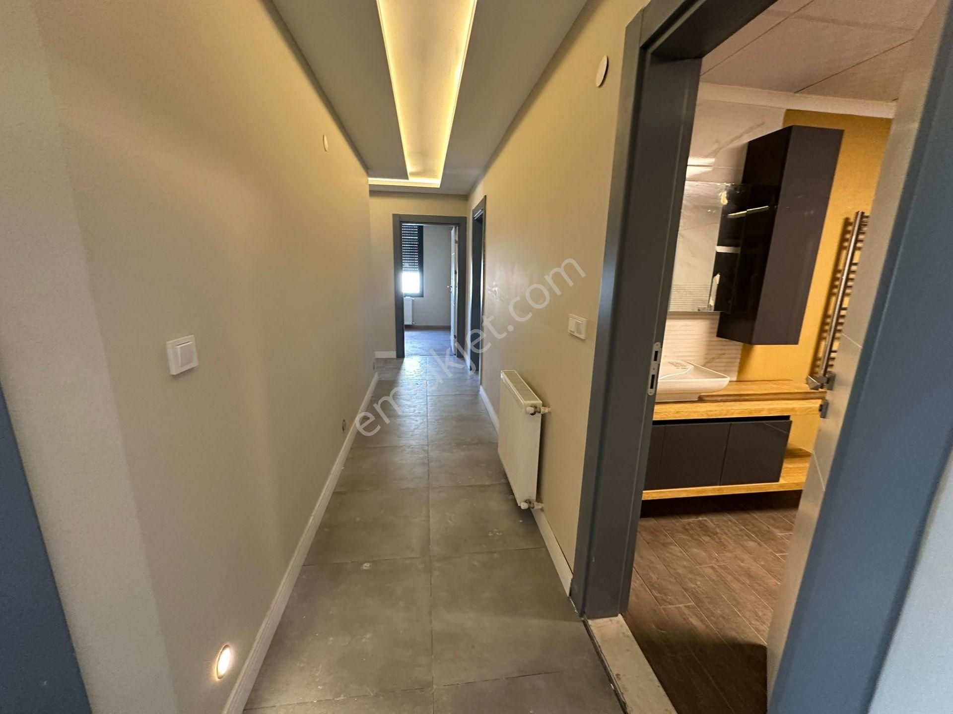 <<egeyıldız>> Edremit Hamidiye Mahallesi 0 Cadde Üzeri Lüx Tasarım Muhteşem 3 +1 Daire - Görsel 19