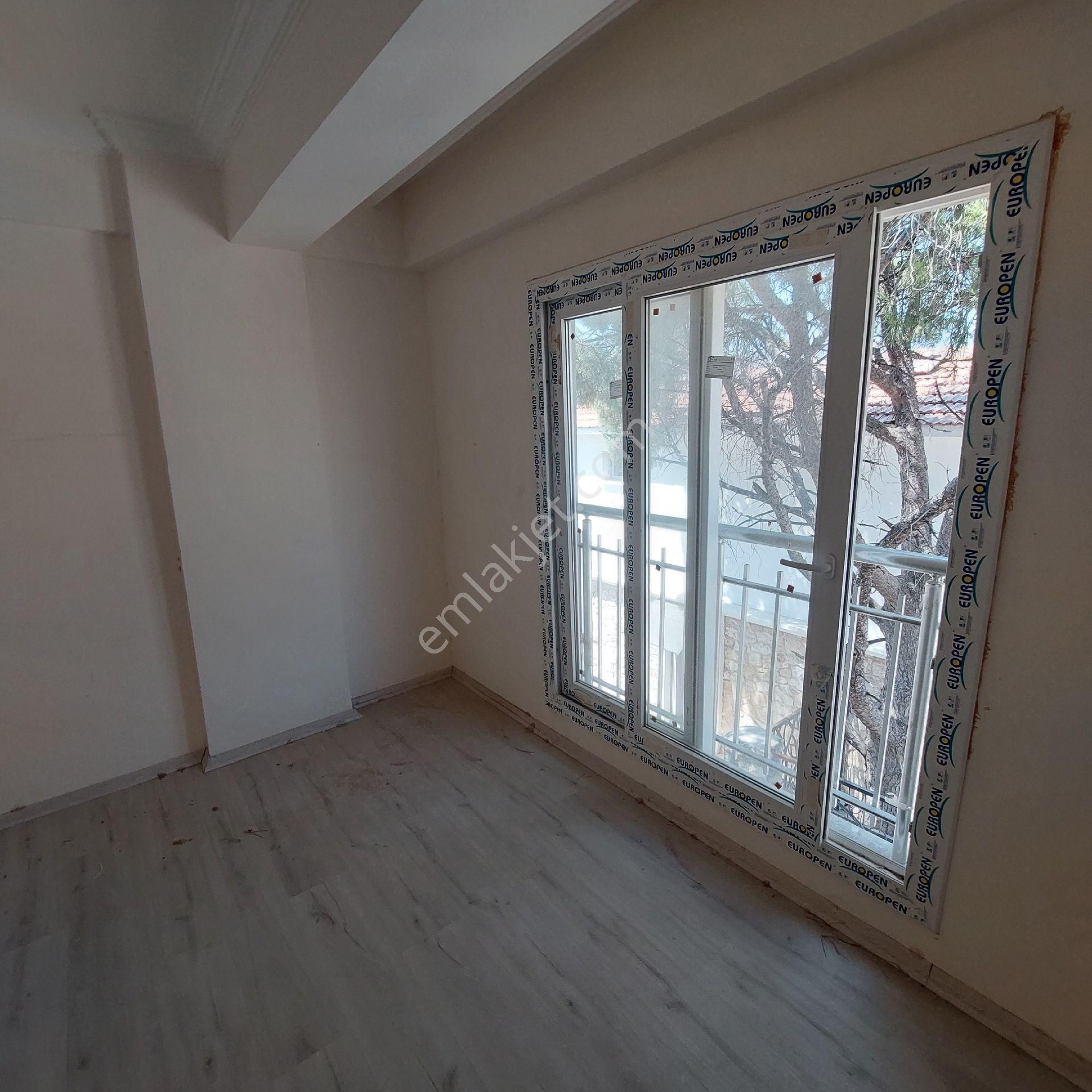 Turyap'tan Yenifoçada Şehir Ve Deniz Manzaralı Dubleks - Görsel 32