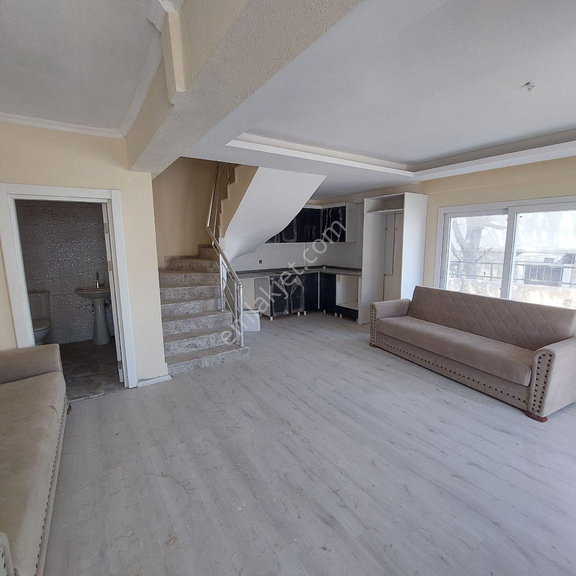 Turyap'tan Yenifoçada Şehir Ve Deniz Manzaralı Dubleks - Görsel 16