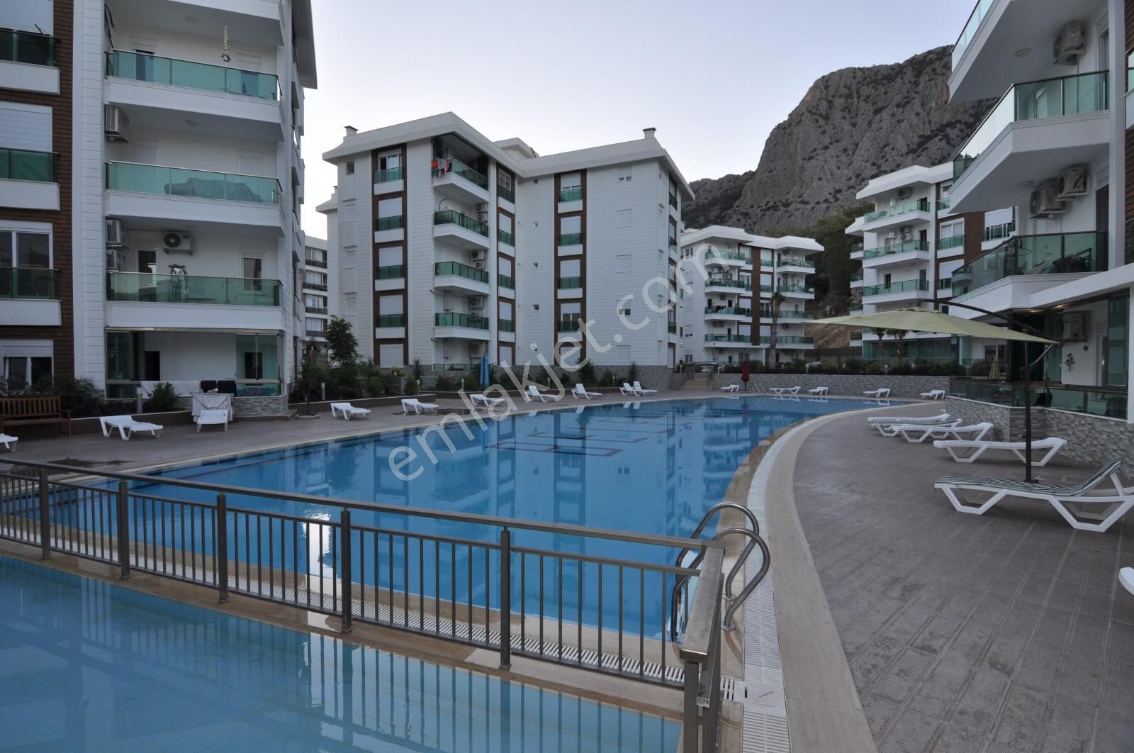 E.yücelden Konyaaltı Sarısuda Güvenlikli Sitede Giriş 2+1 - Görsel 16