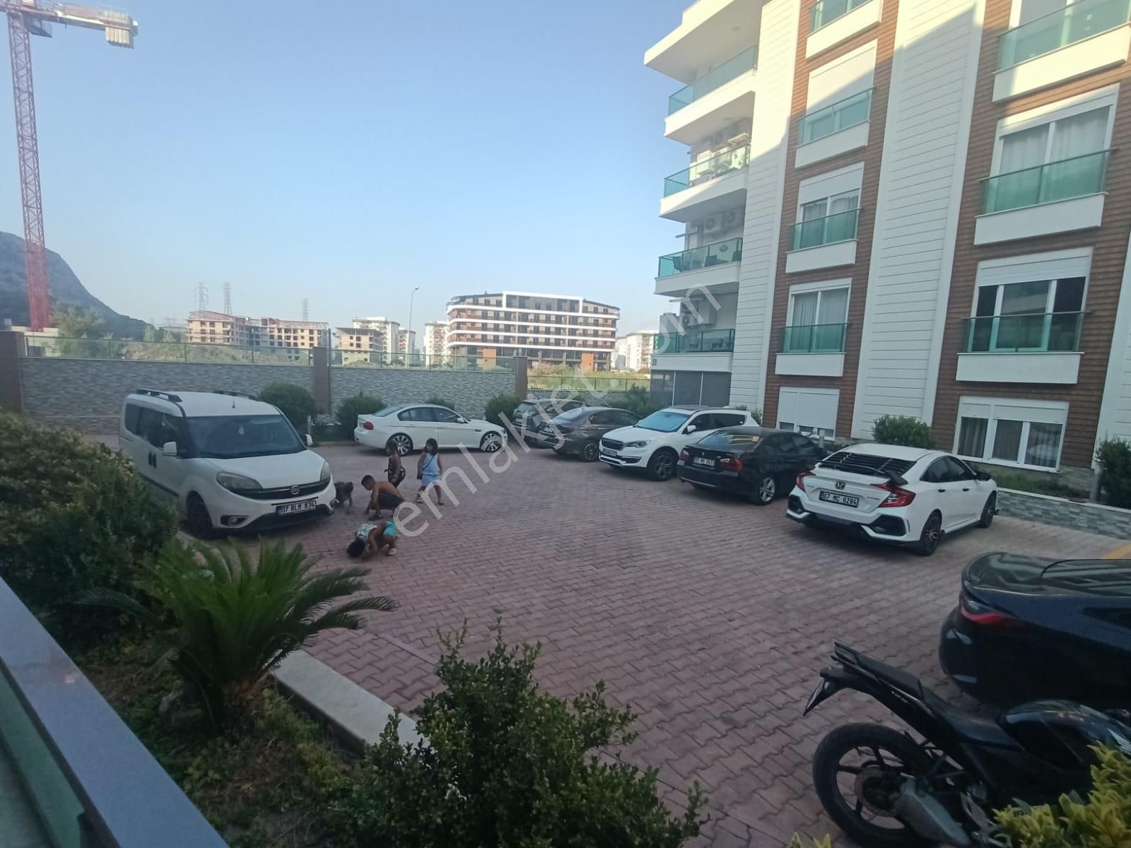 E.yücelden Konyaaltı Sarısuda Güvenlikli Sitede Giriş 2+1 - Görsel 4