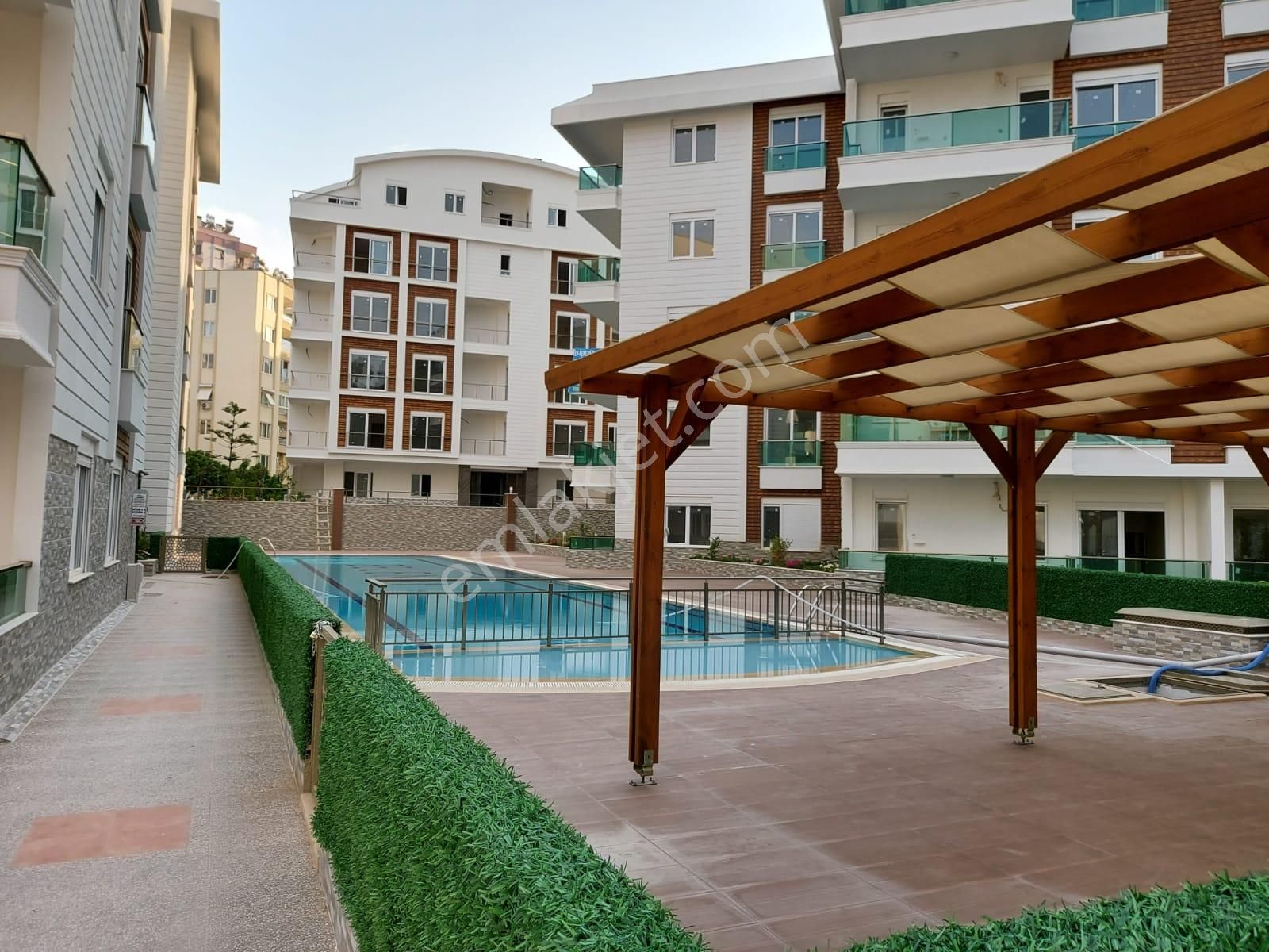 E.yücelden Konyaaltı Sarısuda Güvenlikli Sitede Giriş 2+1 - Görsel 26