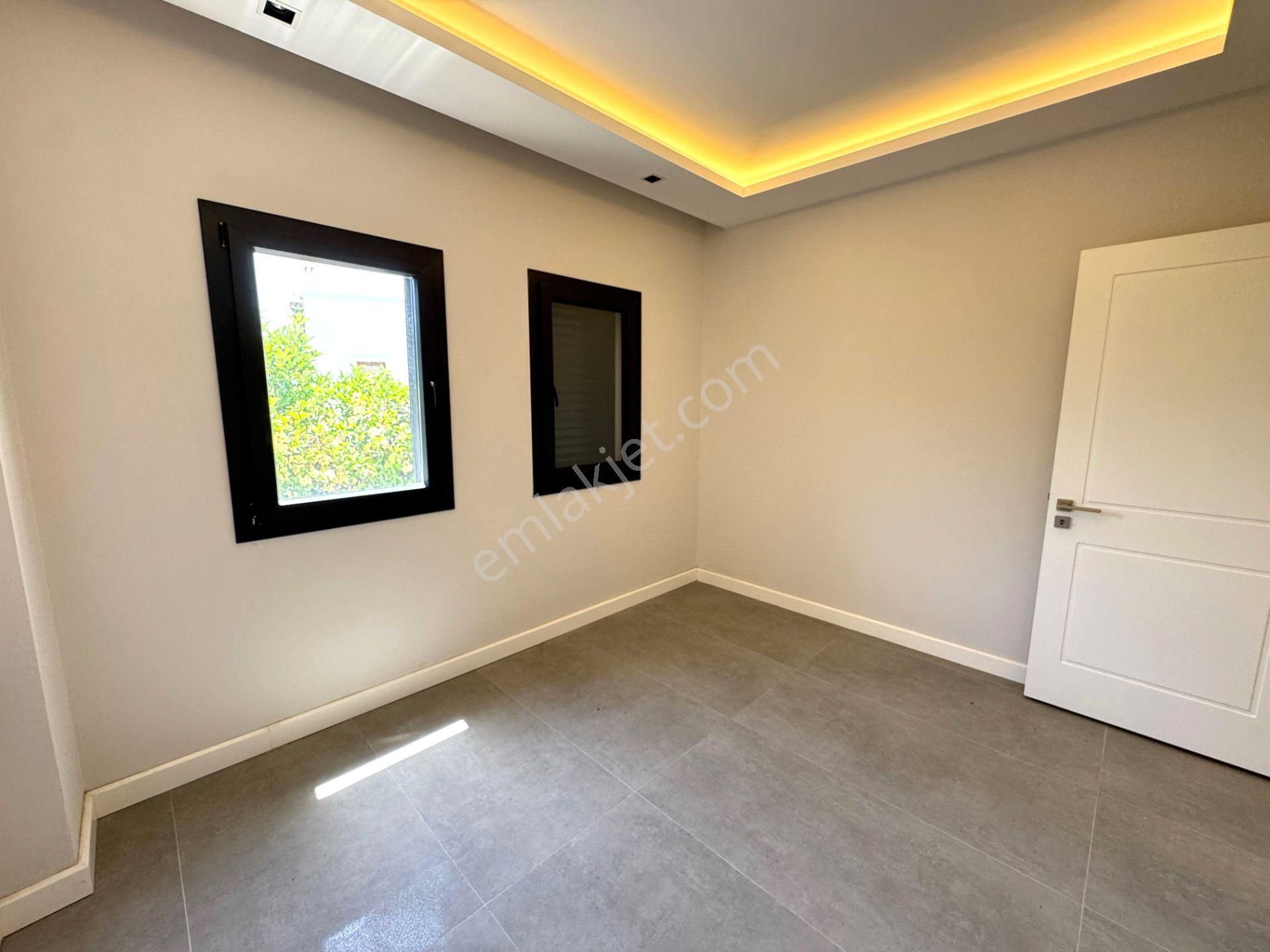 Bodrum Gümüşlük`te Denize Yürüme Mesafesin`de 3+1 Müstakil Villa - Görsel 21