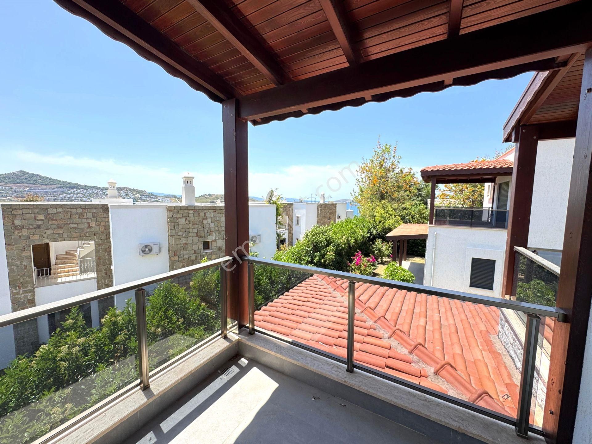 Bodrum Gümüşlük`te Denize Yürüme Mesafesin`de 3+1 Müstakil Villa - Görsel 26