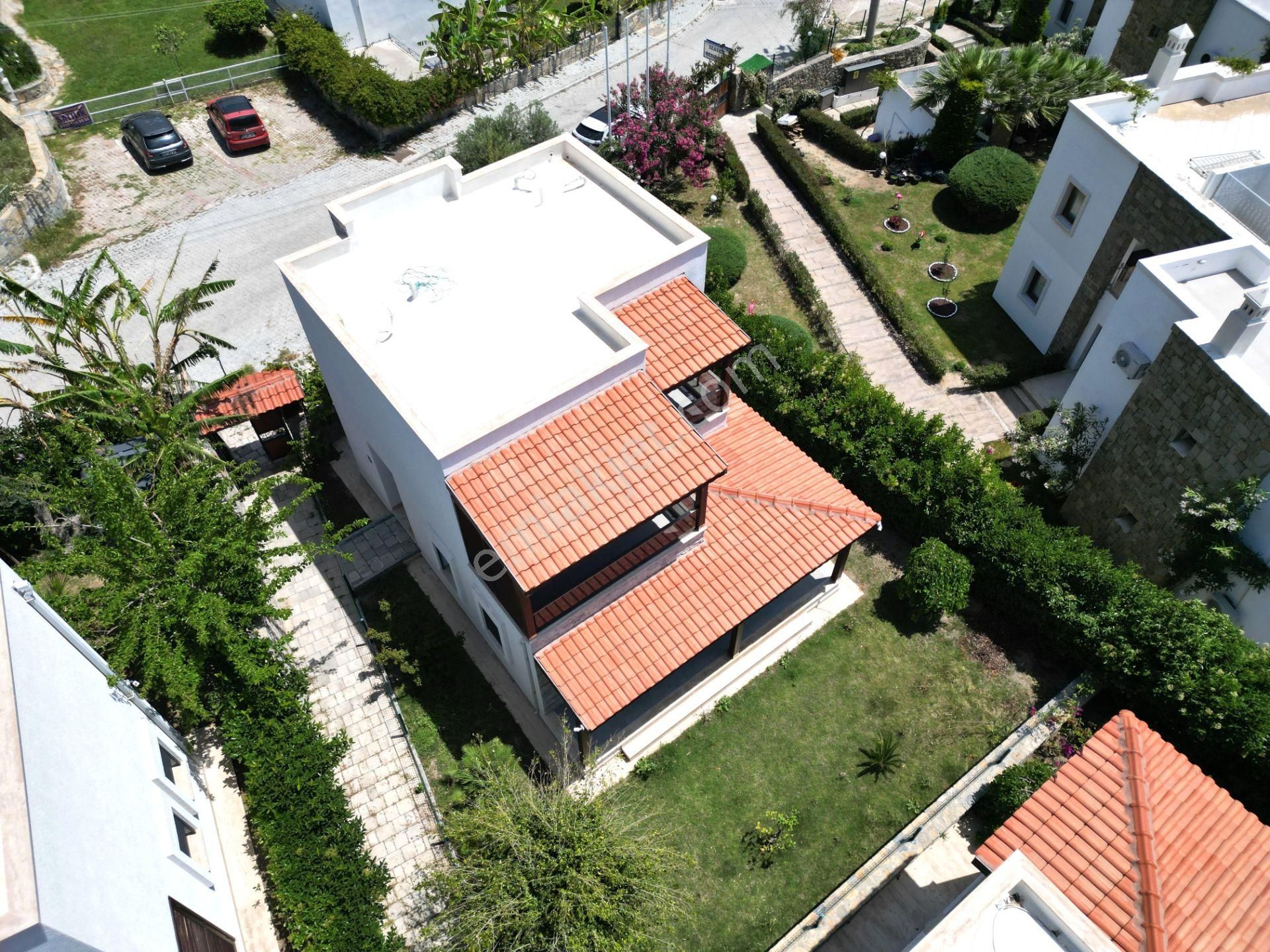 Bodrum Gümüşlük`te Denize Yürüme Mesafesin`de 3+1 Müstakil Villa - Görsel 7
