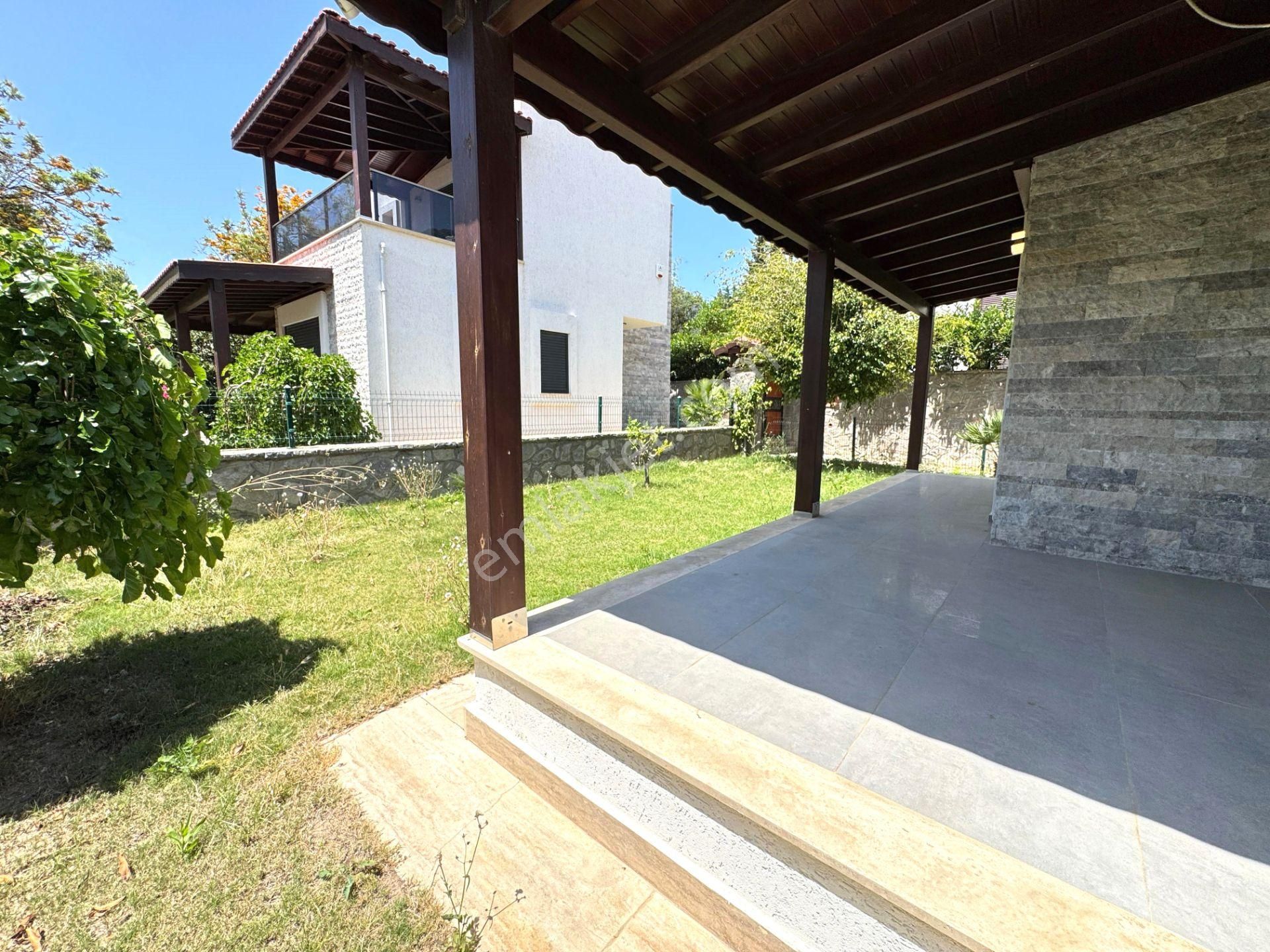 Bodrum Gümüşlük`te Denize Yürüme Mesafesin`de 3+1 Müstakil Villa - Görsel 12