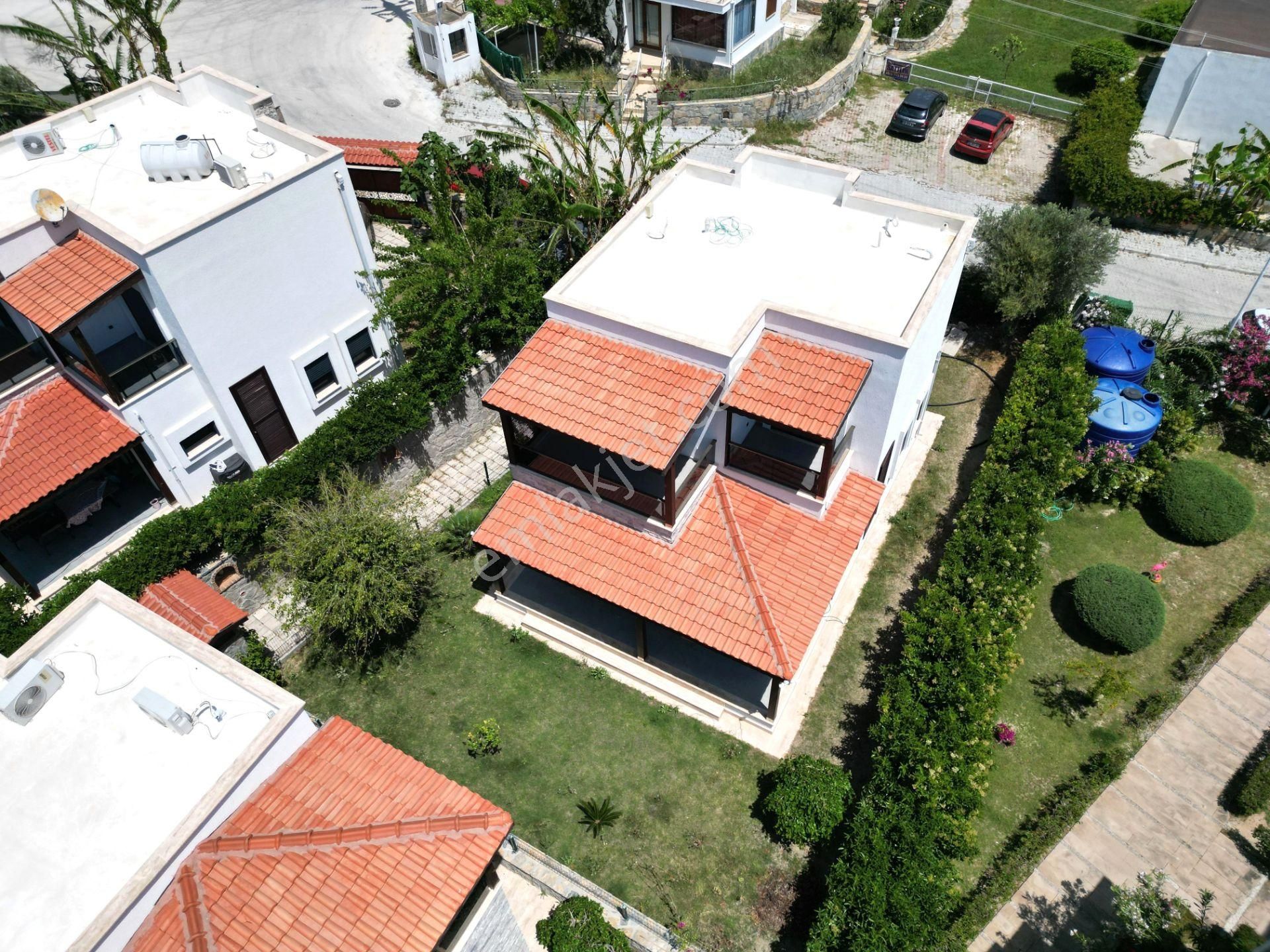 Bodrum Gümüşlük`te Denize Yürüme Mesafesin`de 3+1 Müstakil Villa - Görsel 8