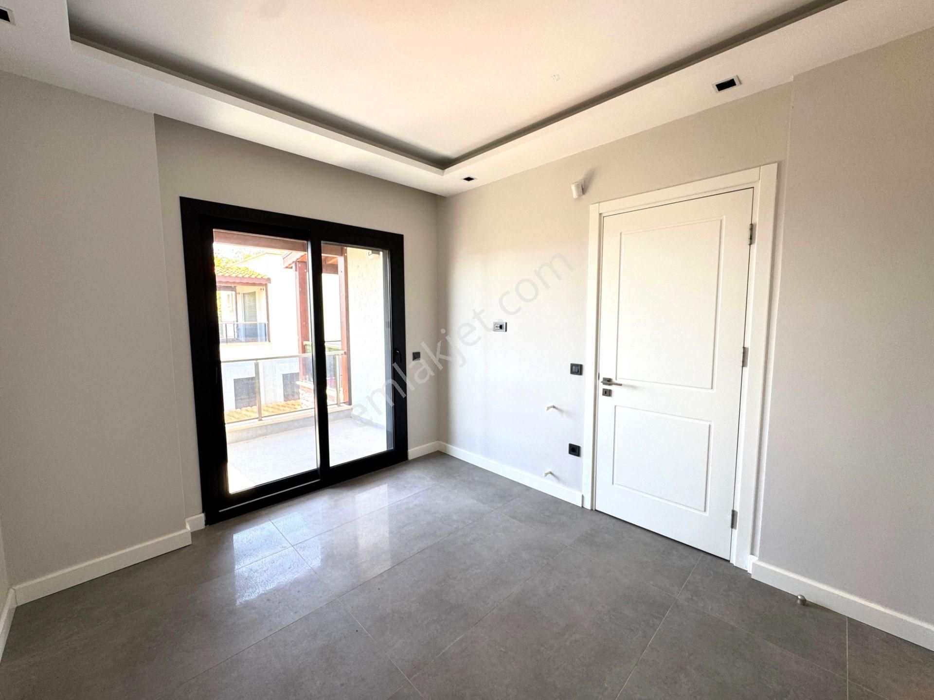 Bodrum Gümüşlük`te Denize Yürüme Mesafesin`de 3+1 Müstakil Villa - Görsel 27