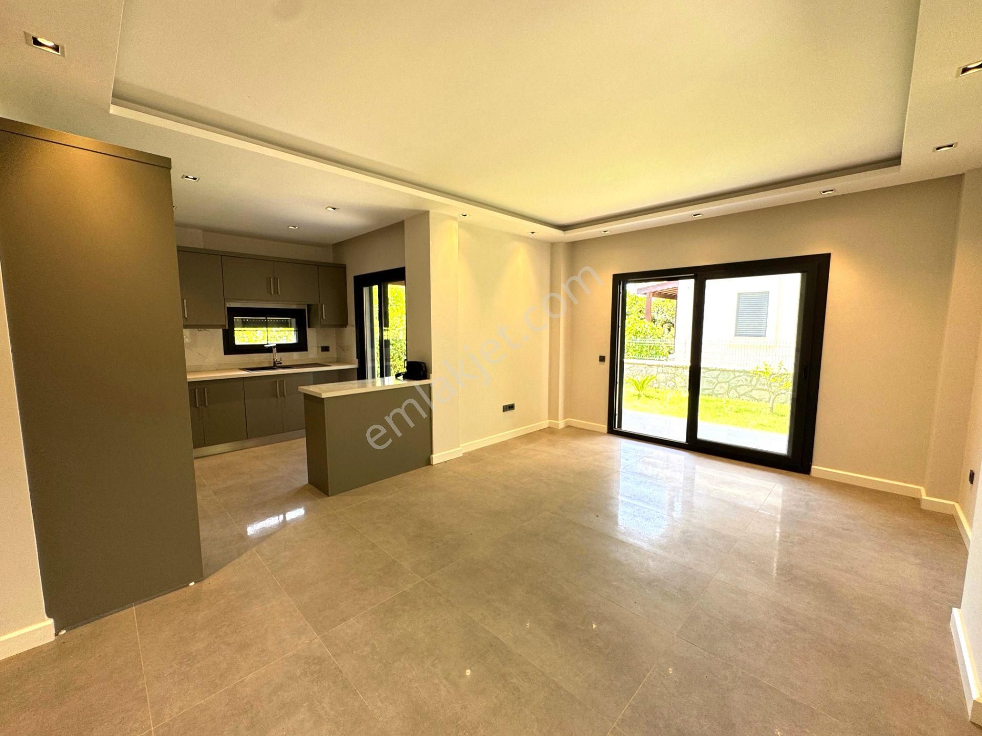 Bodrum Gümüşlük`te Denize Yürüme Mesafesin`de 3+1 Müstakil Villa - Görsel 13