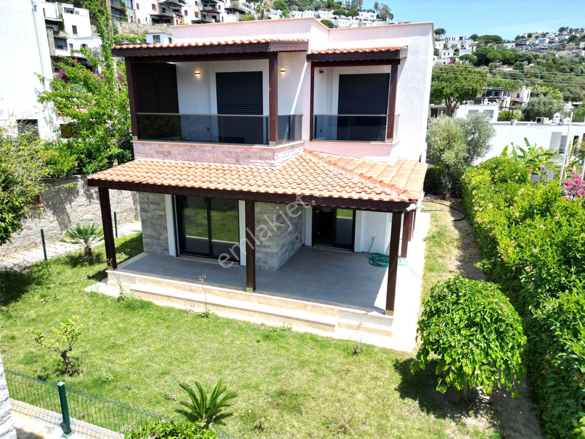 Bodrum Gümüşlük`te Denize Yürüme Mesafesin`de 3+1 Müstakil Villa - Görsel 4