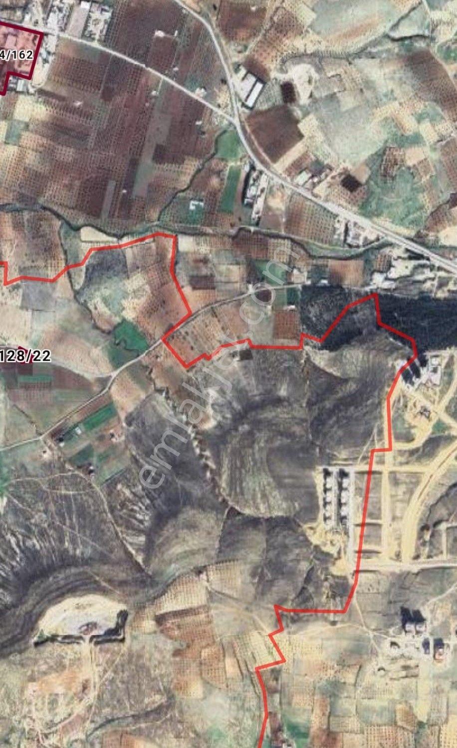 Kilis Tahtalı Köyü Asfalt Üzeri Bağ Evlik Zeytinlik - Görsel 3