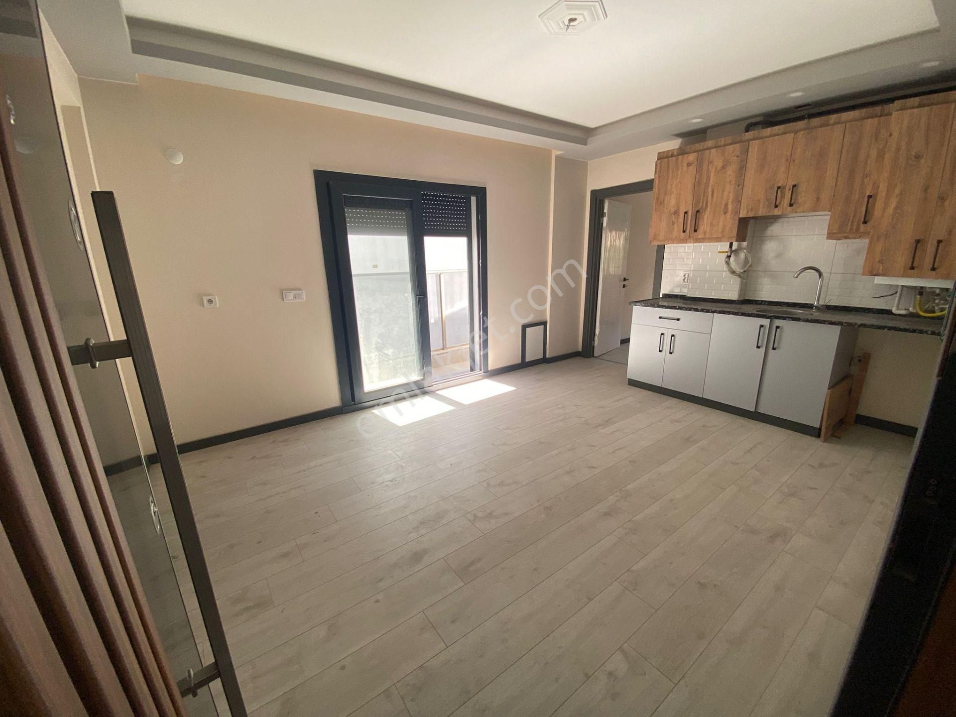 Acill Buca İşçievleri Caddesi Yakını 1+1 55m2 Dgazlı Arakat Asansörlü Lüx Satılık Daire