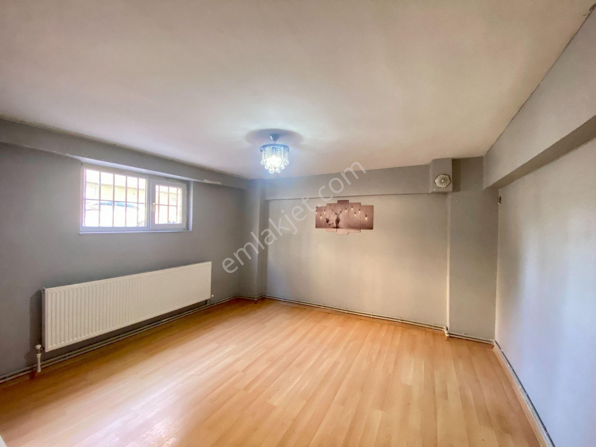 Gaziosmanpaşa Kazım Karabekir Bahçeli 2+1 Kiralık Remax Astyle