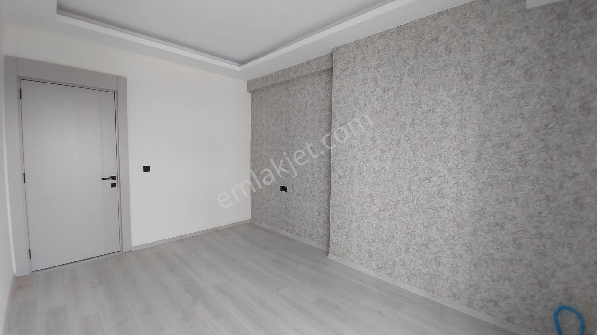 Tömük'te Site İçerisinde Denize Yakın 1+1 Açık Mutfaklı Daire Satılık! - Görsel 8