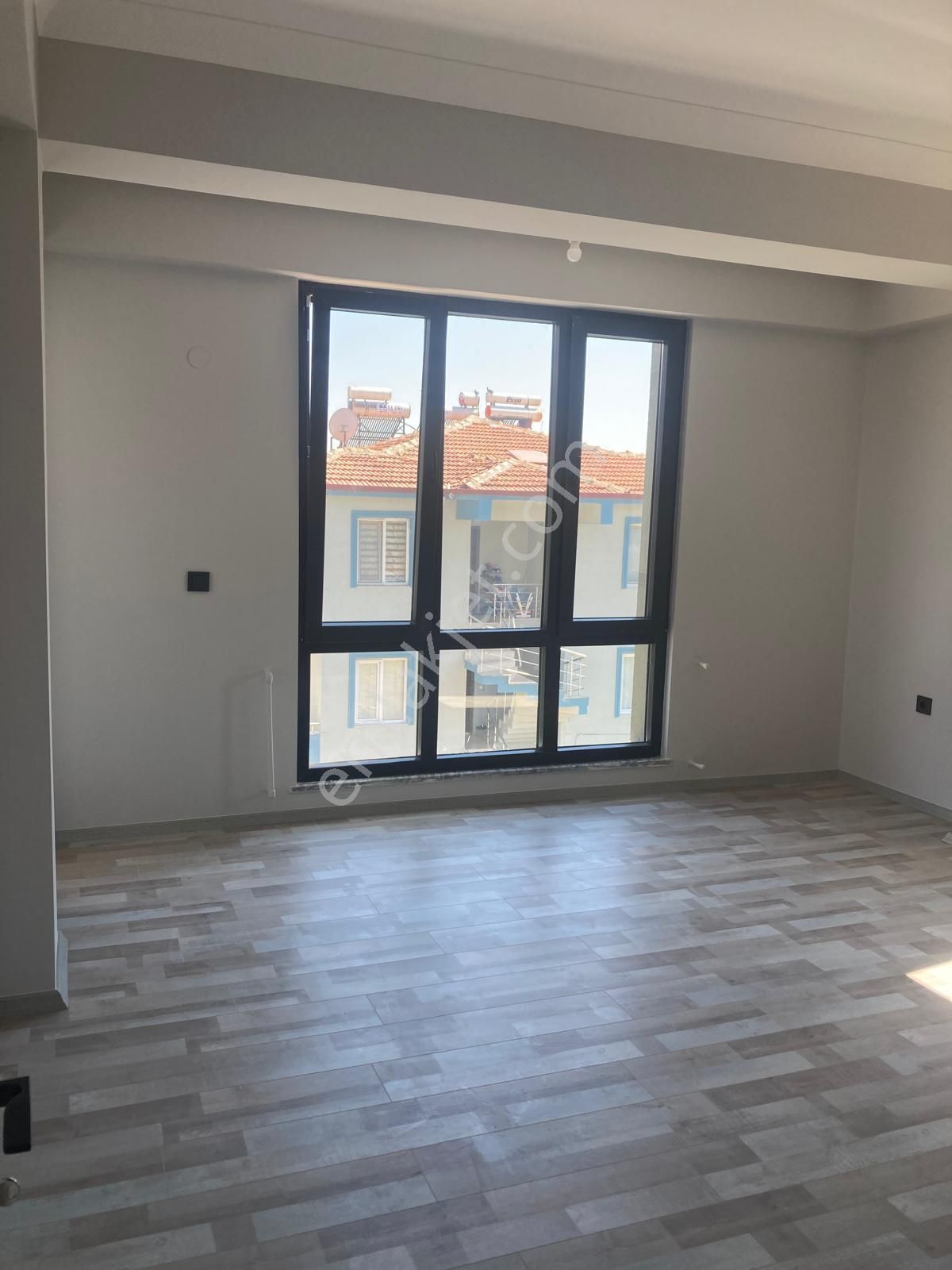 Küçükkuyu Gökçetepe Mahallesi Güzel Konumlu Satılık Sıfır 1+1 Daire - Görsel 6