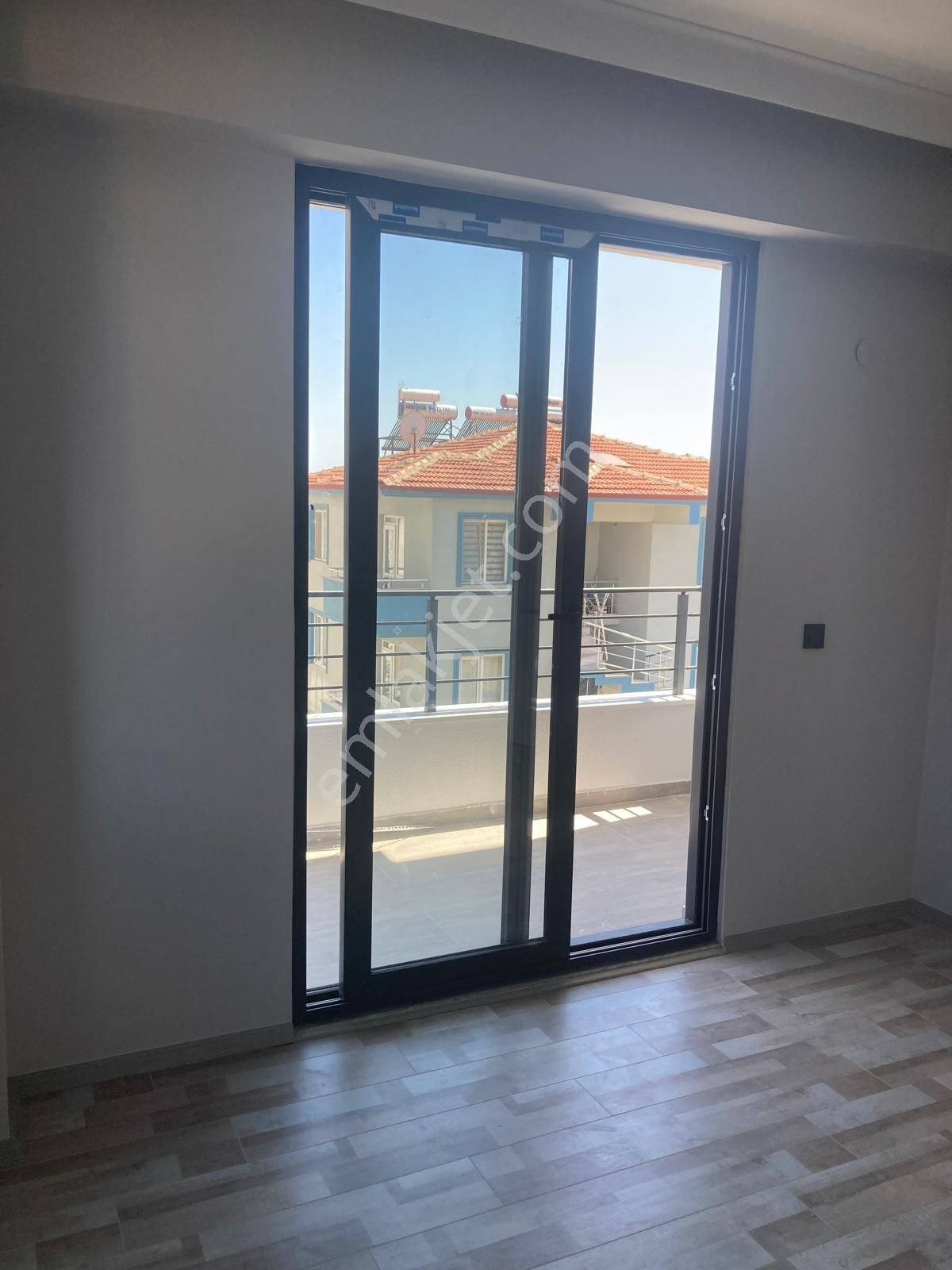 Küçükkuyu Gökçetepe Mahallesi Güzel Konumlu Satılık Sıfır 1+1 Daire - Görsel 15