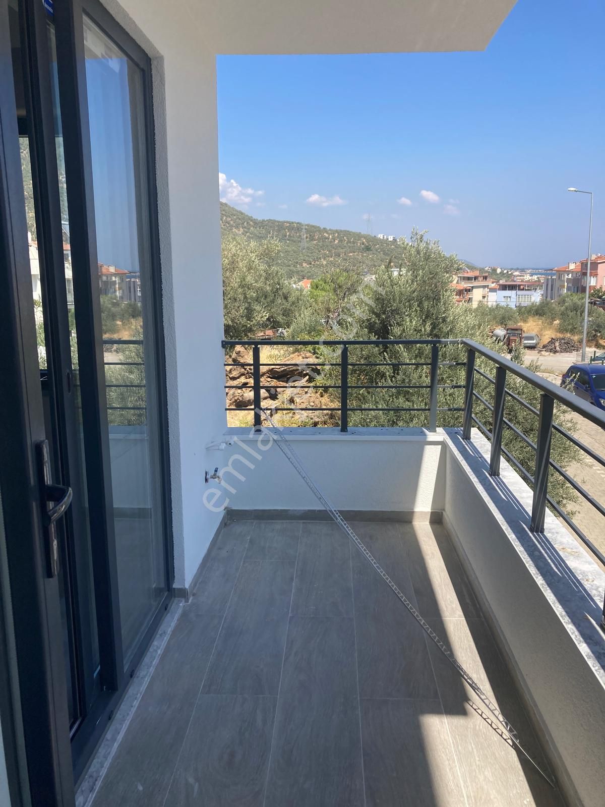 Küçükkuyu Gökçetepe Mahallesi Güzel Konumlu Satılık Sıfır 1+1 Daire - Görsel 12