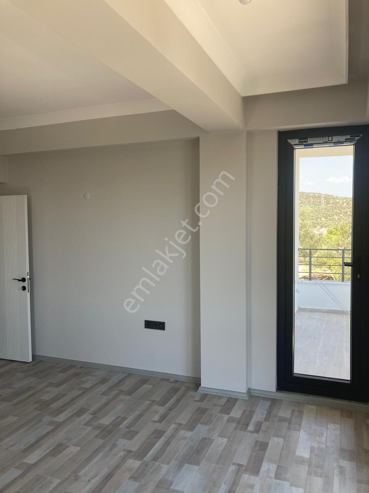 Küçükkuyu Gökçetepe Mahallesi Güzel Konumlu Satılık Sıfır 1+1 Daire - Görsel 24