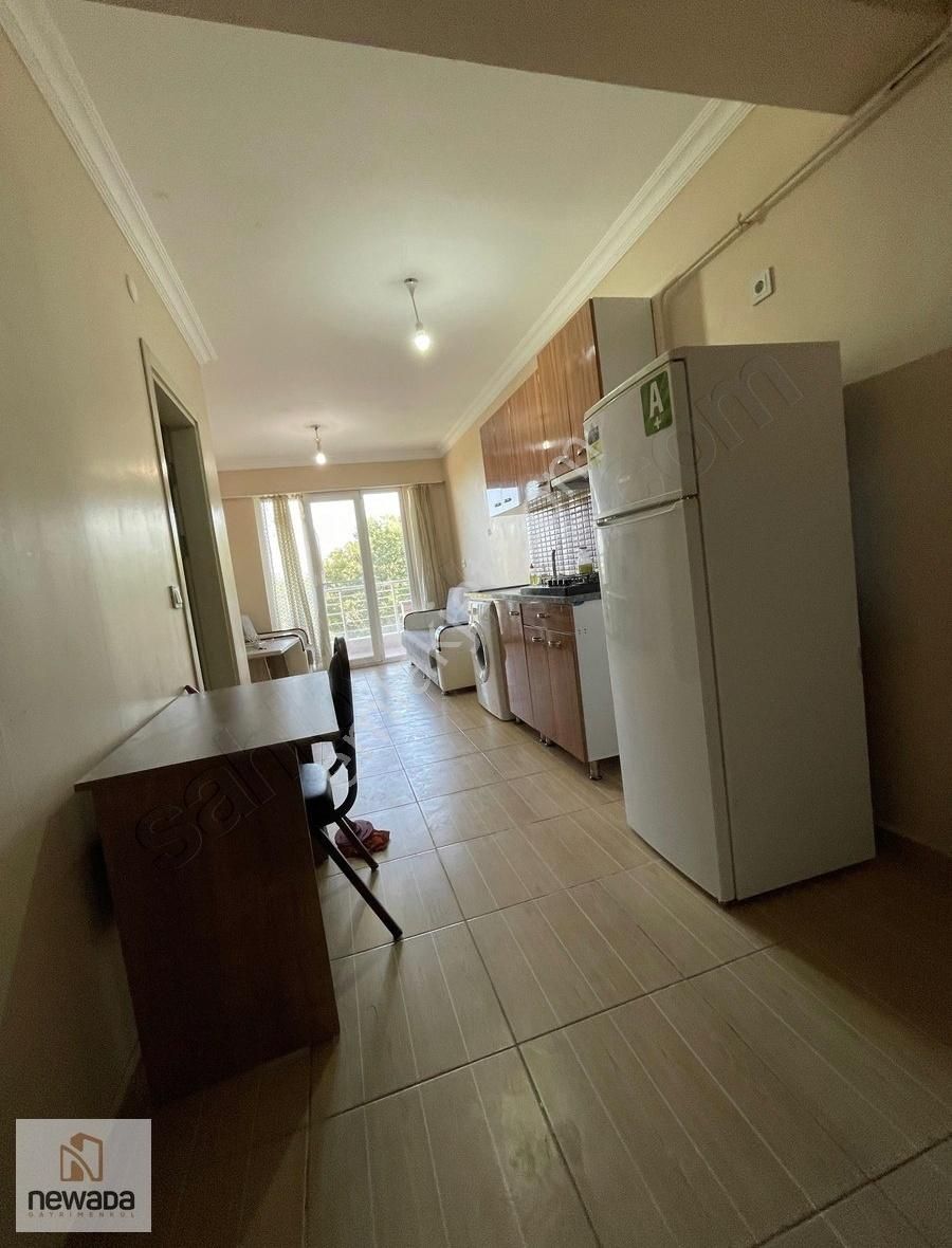 Serdivan Kampüs Girişinde Eşyalı 1+1 Kiralık Daire