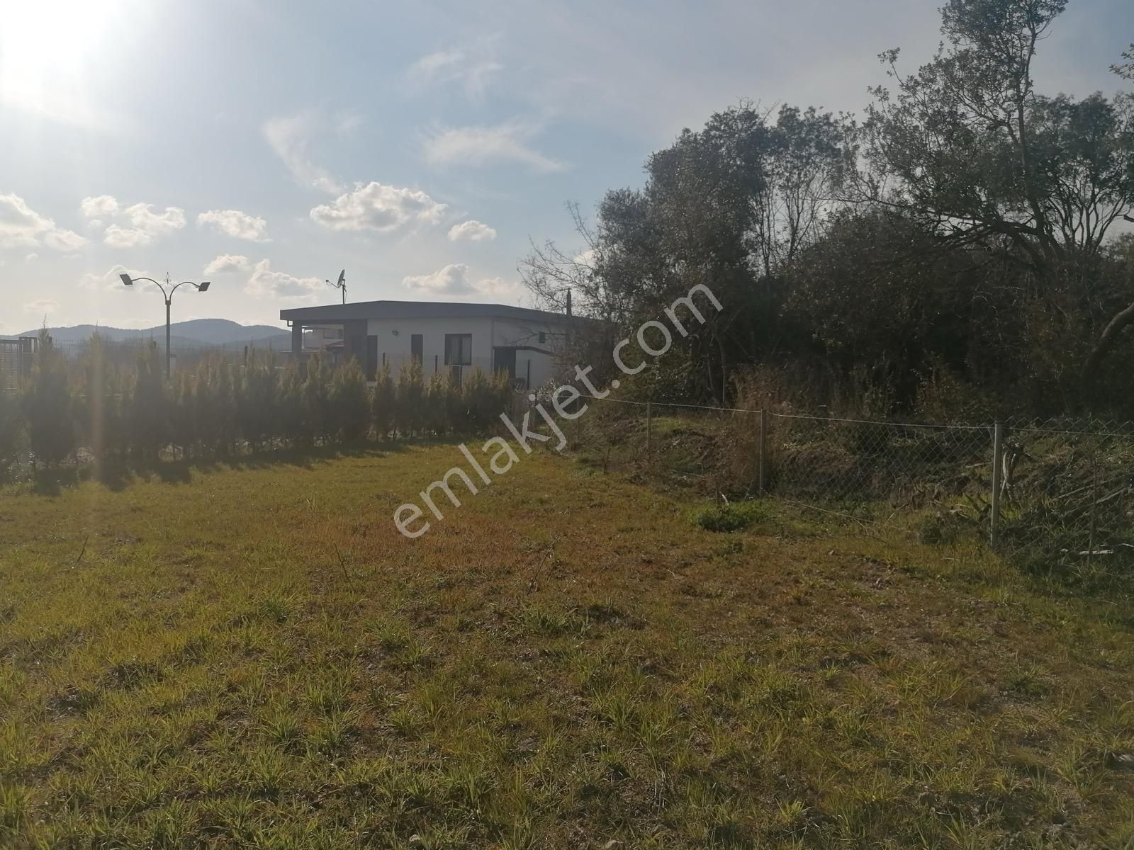 Bal Gayrimenkul-çatalcada Elektrik Su Hazır 580 M2 Köşe Parsel - Görsel 5