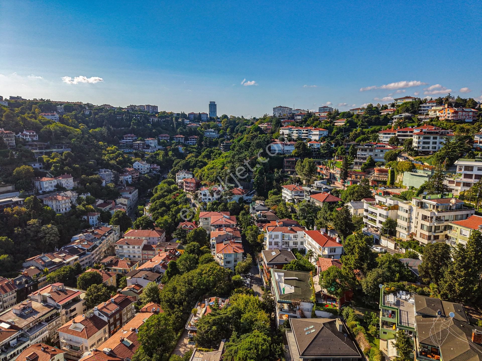 Satılık - Küçükbebek'te Tamamen Yenilenmiş Boğaz Manzaralı 3+1 Daire - Görsel 13