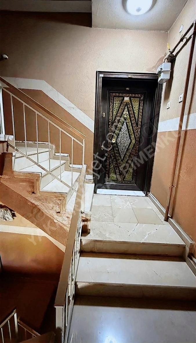 Yakamoz Gayrimenkul Satlık 4 Katlı Bina Dört Eylül Bak