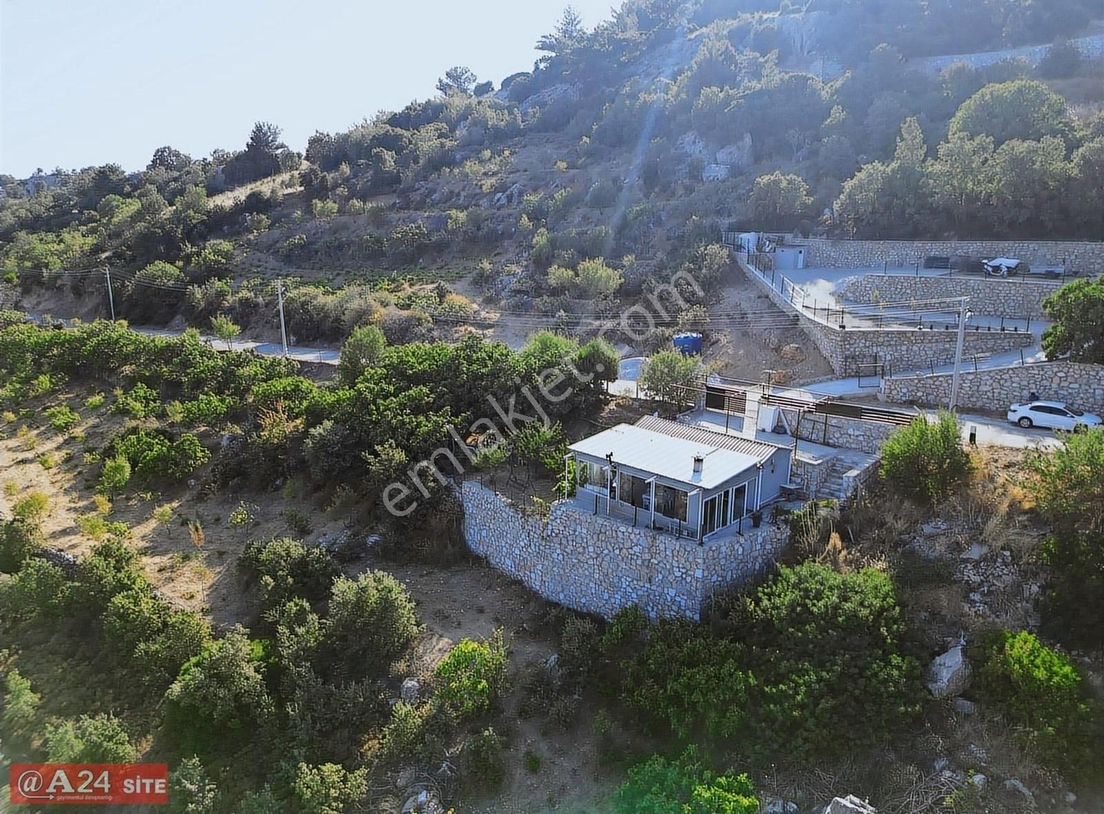 Güzelbahçe Payamlı'da Muazzam Vadi Manzaralı Ev - Görsel 16