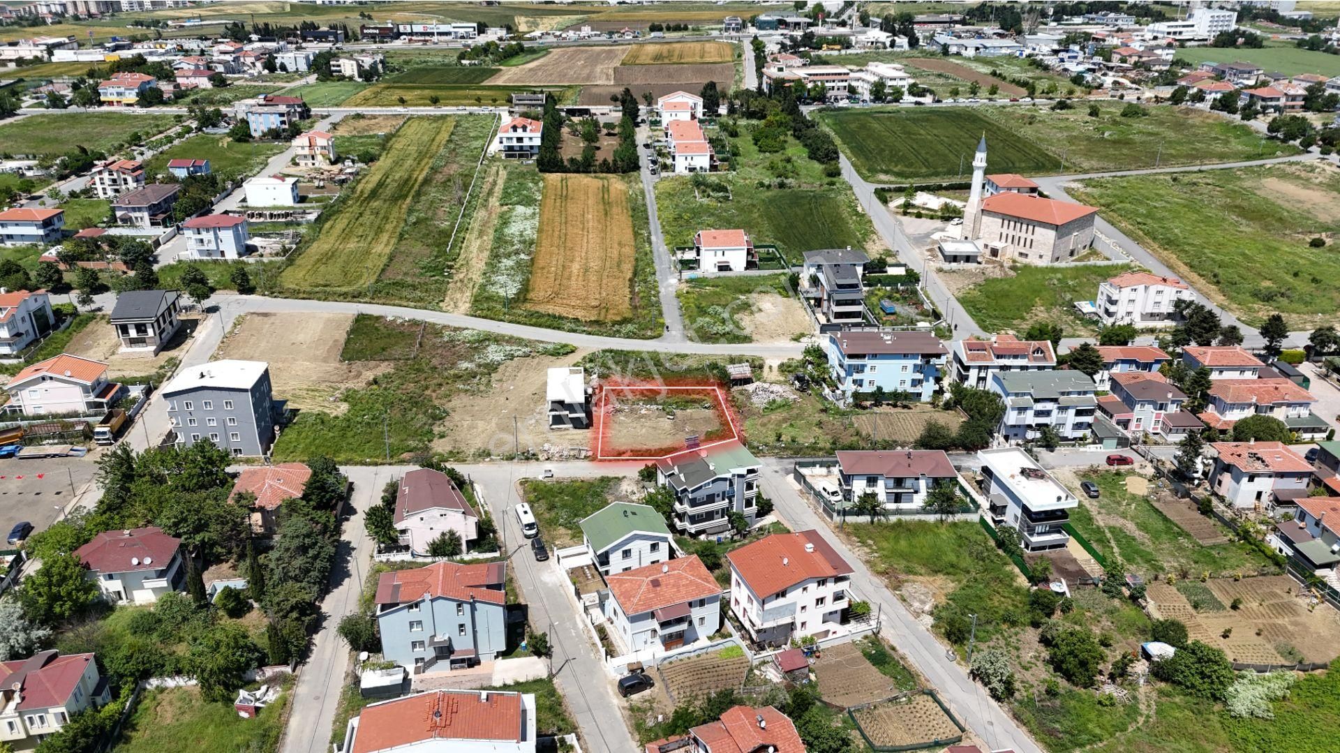 Silivri Cumhuriyet Mahallesi 411,07 M2 İmarlı Arsa Remax Astyle - Görsel 4