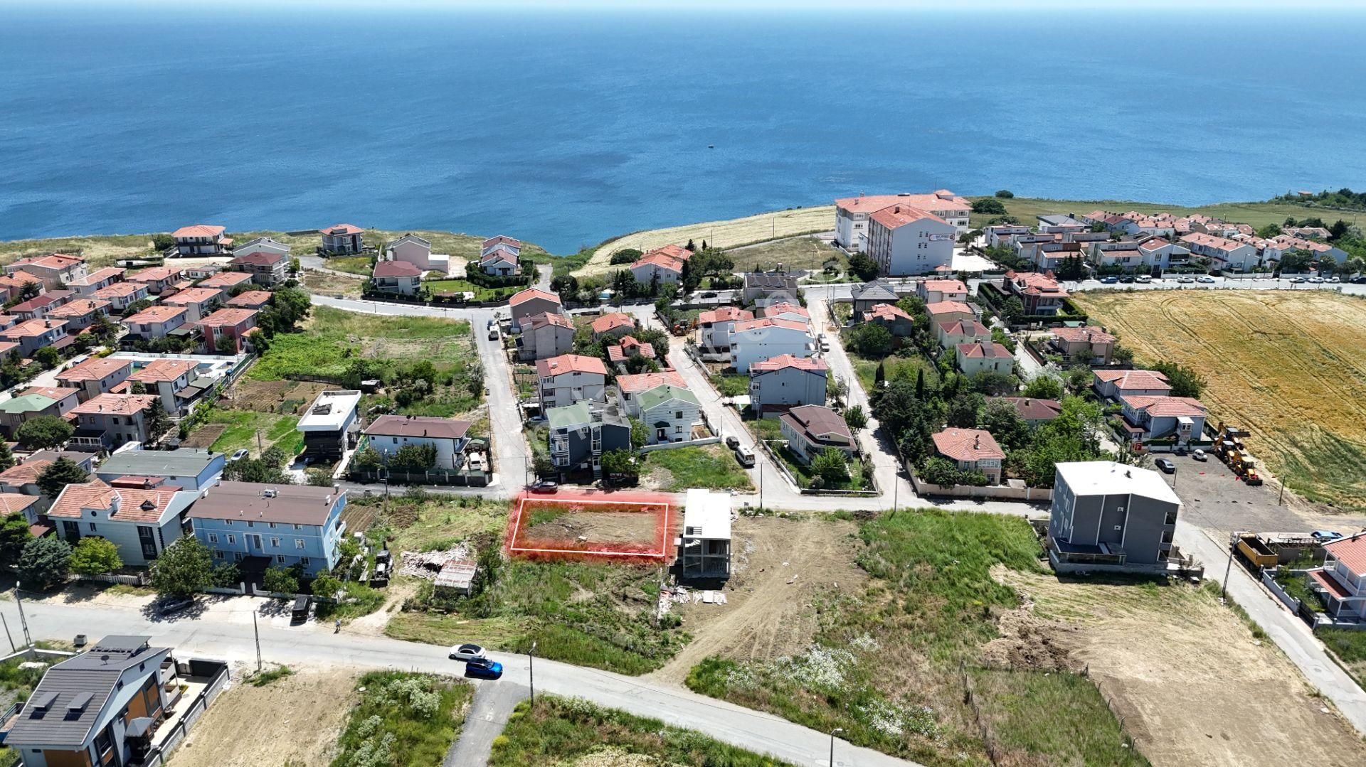 Silivri Cumhuriyet Mahallesi 411,07 M2 İmarlı Arsa Remax Astyle