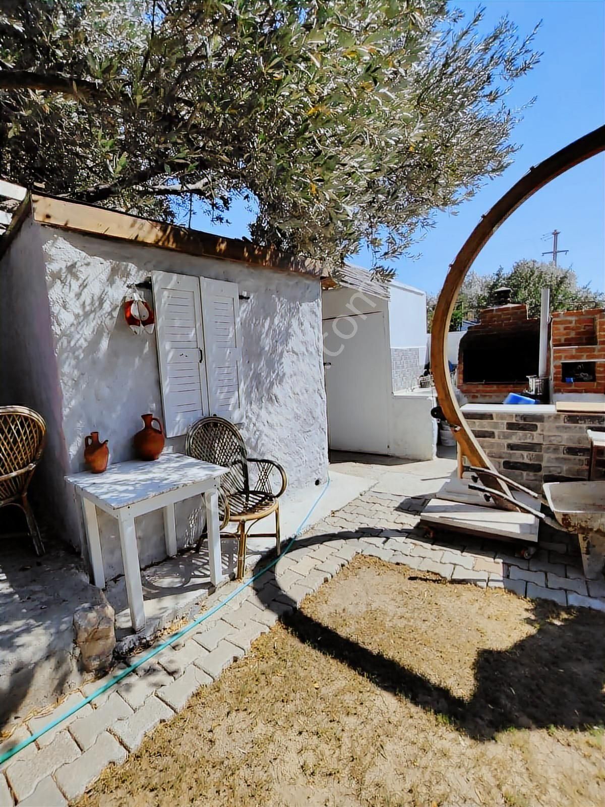 Urla Zeytineli'nde Denize Çok Yakın Müstakil Ev - Görsel 14