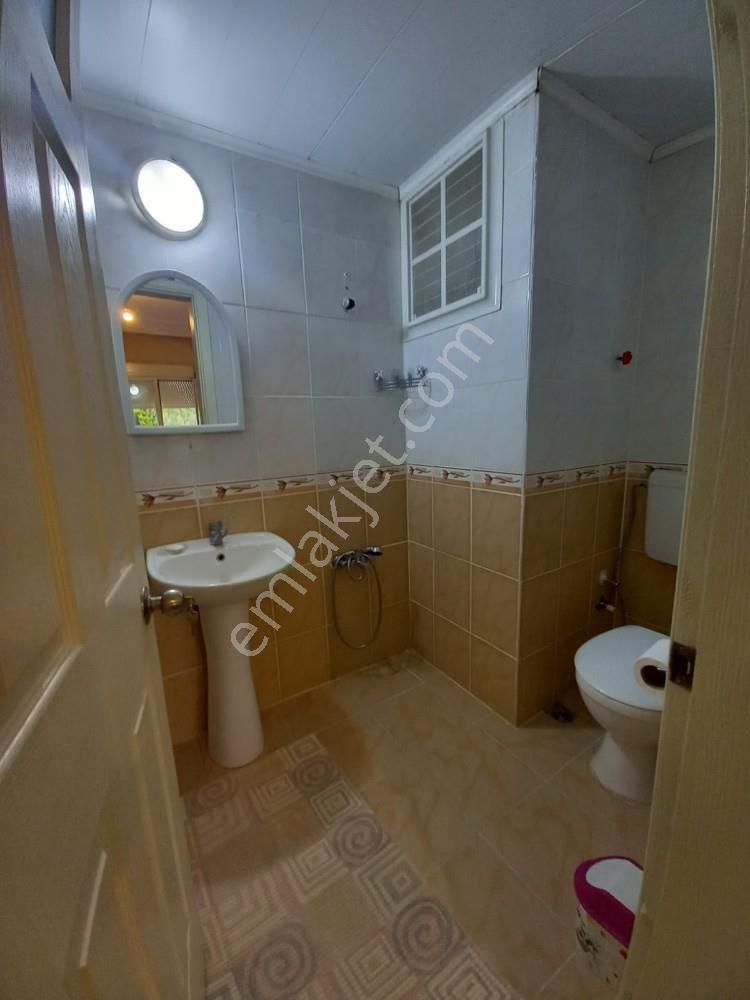 Efeler Mah. Site İçinde 3+1 Ebeveyn Banyolu 160 M2 Kiralık Daire