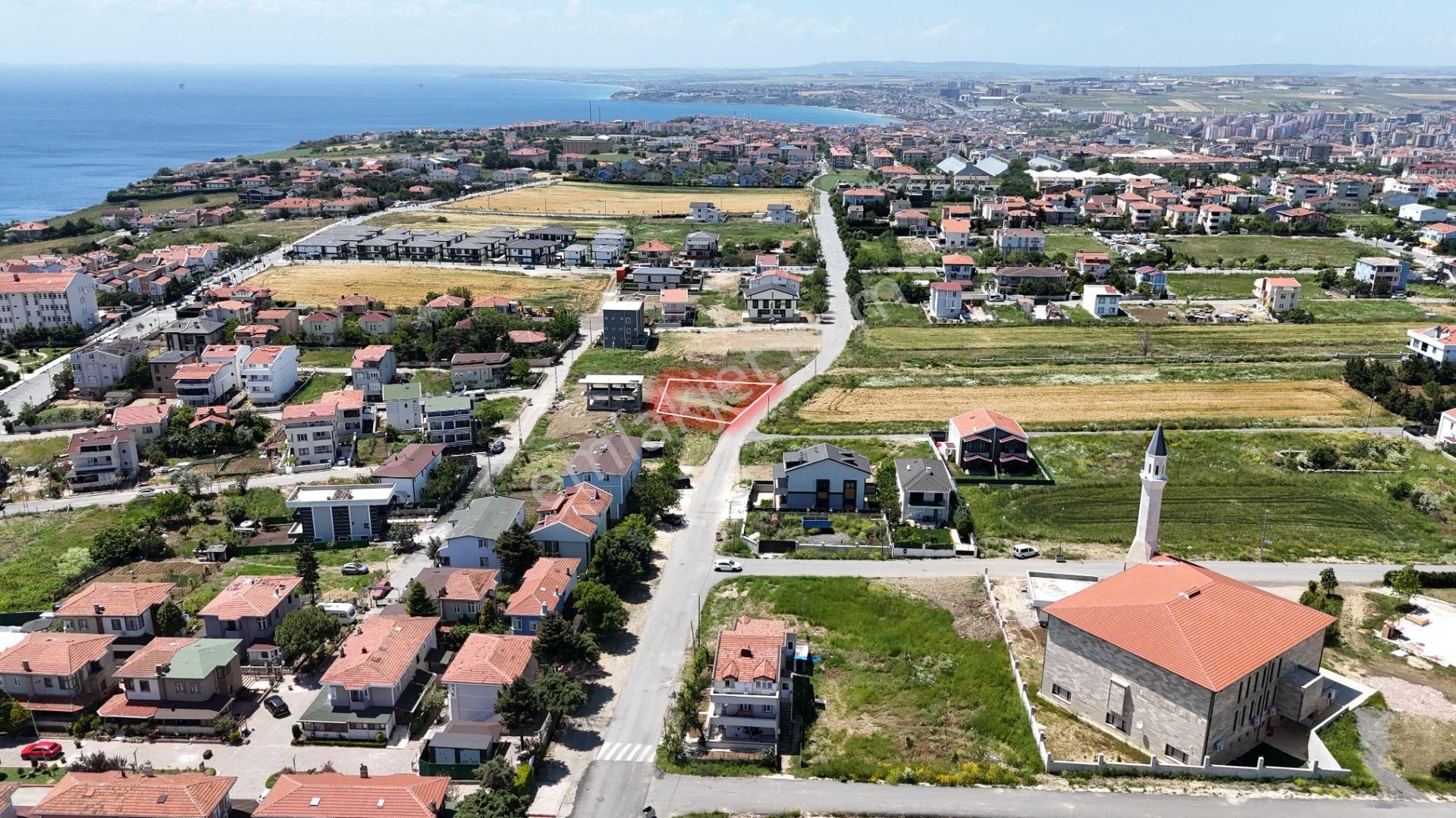 Silivri Cumhuriyet Mahallesi 431,27 M2 İmarlı Arsa Remax Astyle