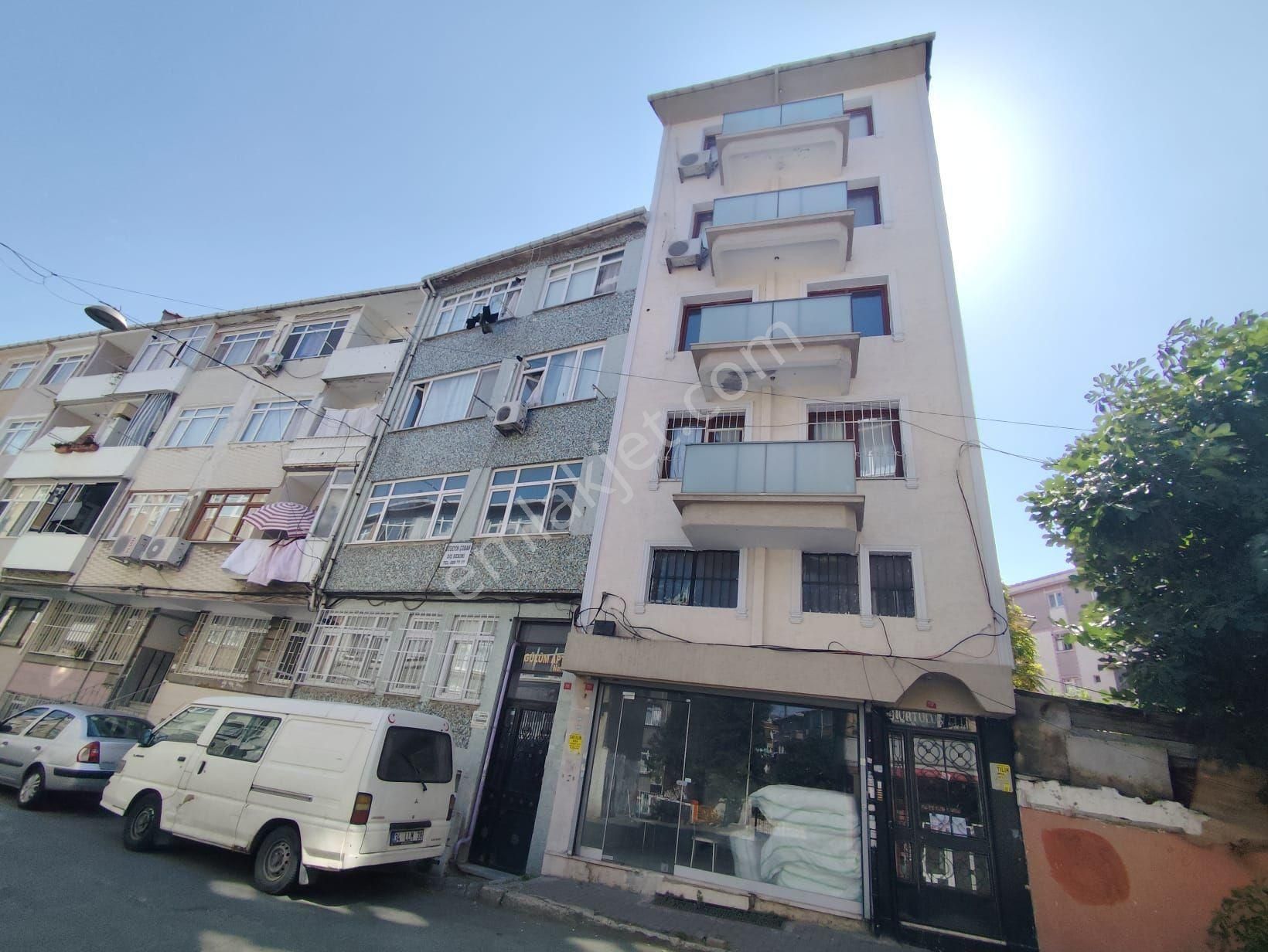 Kocamustafapaşa Sümbülefendi Alifakih Cad 2+1 Kat 2 Çıftcephe Kiralık Daire