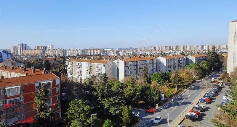 Ataköy 4.kısımda "s Bloklarda " Full Tadilatlı 3+1 Satılık Daire
