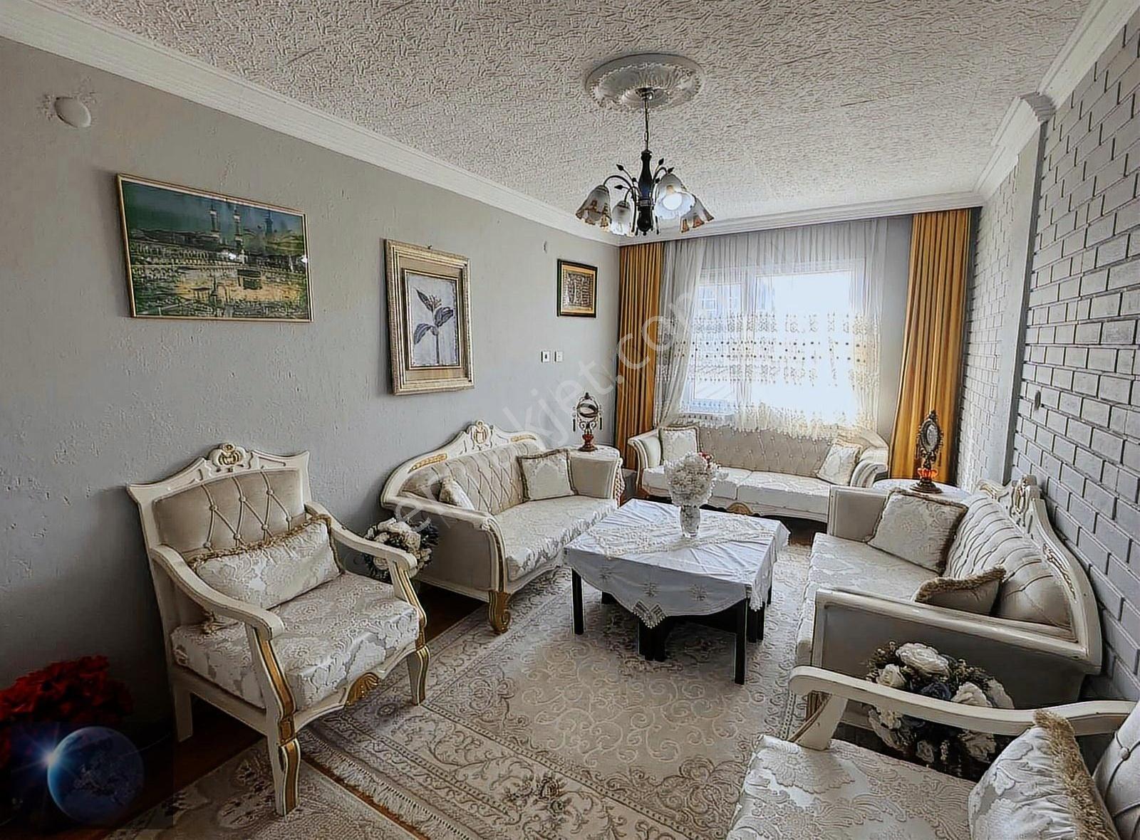 Buca Yeşilbağlar Merkezde Satılık 2+1 Açık Mutfak Teraslı Daire - Görsel 15