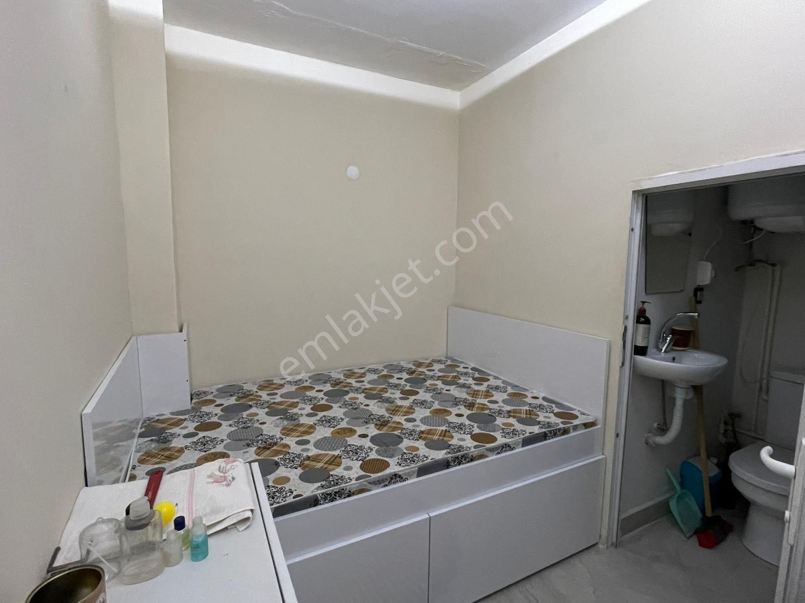 Ovaakça'da Yeni Binada Eşyalı 1+1 Satılık Daire - Görsel 6