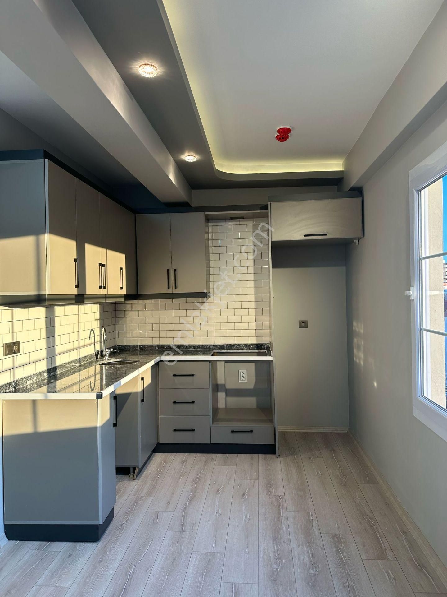 Kiralık 2+1 Daire Merkez Erdemli Mersin - Görsel 2