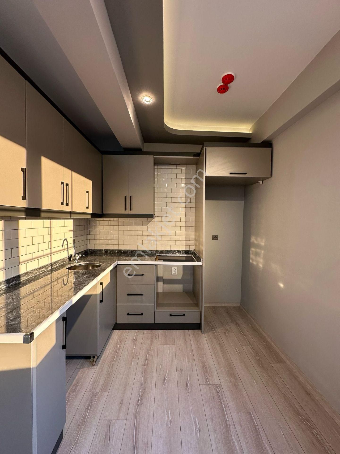 Kiralık 2+1 Daire Merkez Erdemli Mersin - Görsel 3