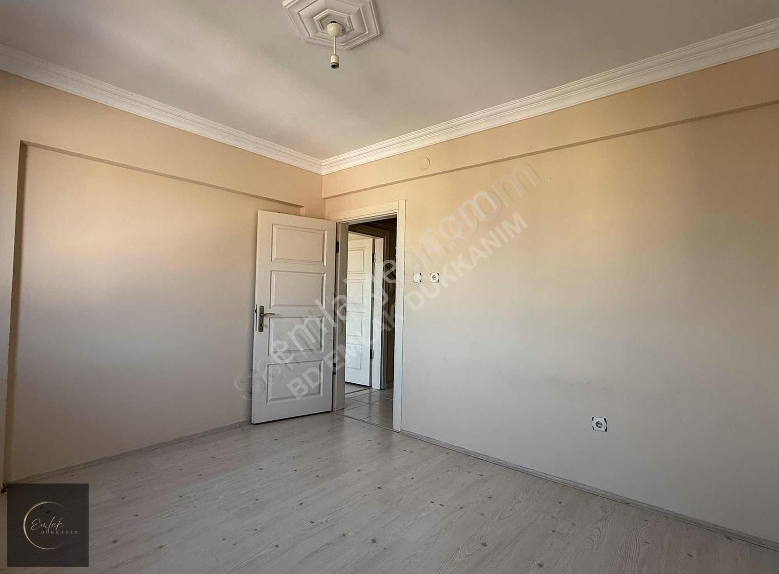 İstasyon Mahallesinde 3+1 Ferah Daire Aileye Kiralık