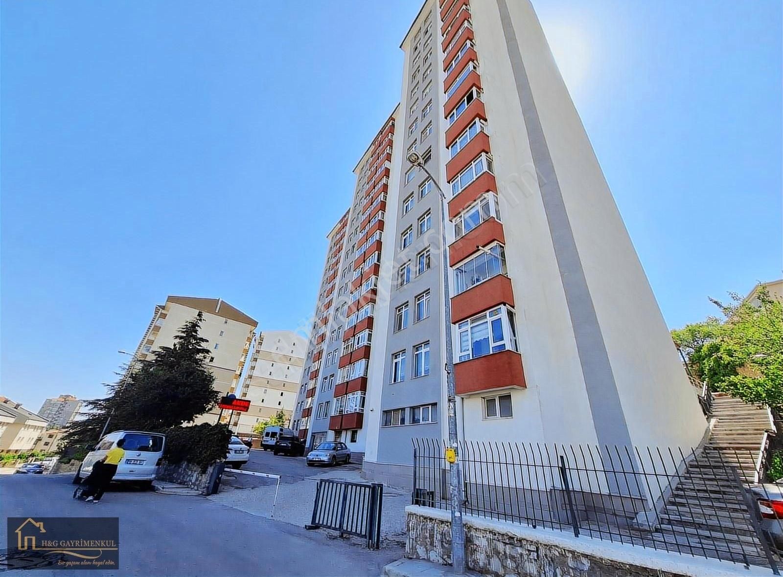 "hg Gayrimenkulden"akdeniz Sitesinde Ankara Manzaralı Ara Kt Boş