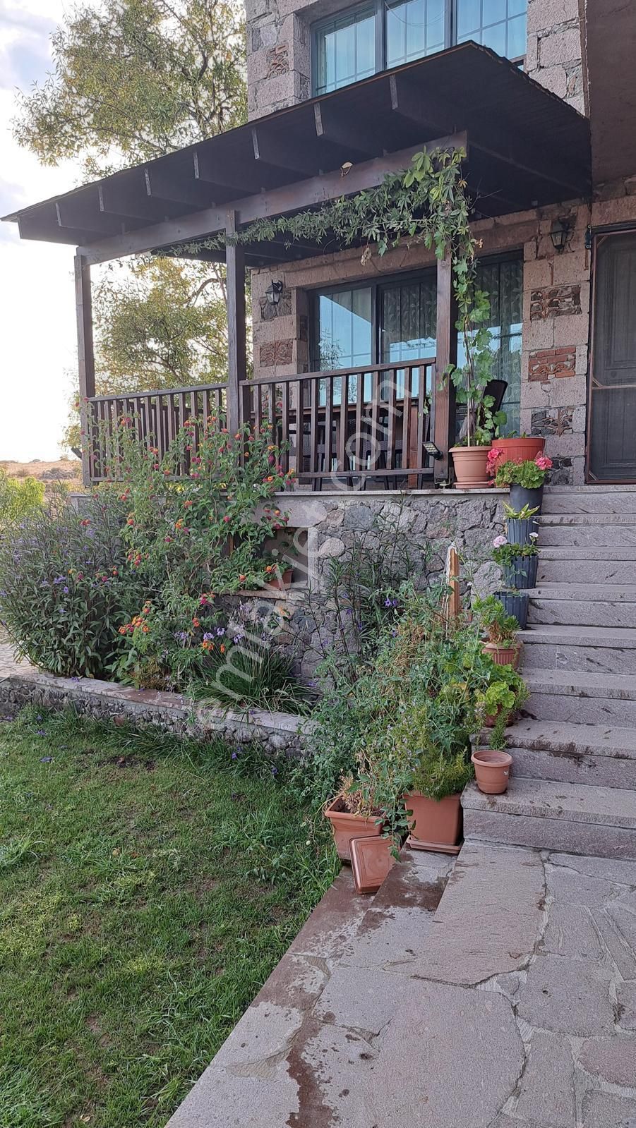 Assos Kuruoba'da Yeni Yapı 1100m2 Arsa İçinde Satılık Ultra Lüks Taş Ev - Görsel 24