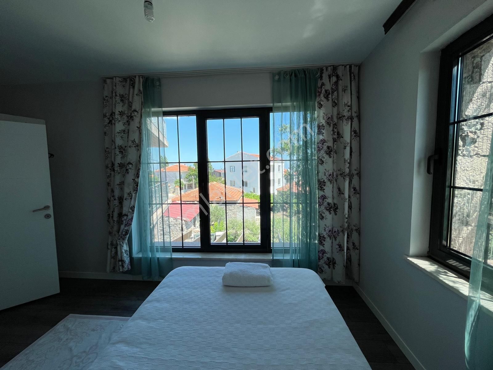 Assos Kuruoba'da Yeni Yapı 1100m2 Arsa İçinde Satılık Ultra Lüks Taş Ev - Görsel 17