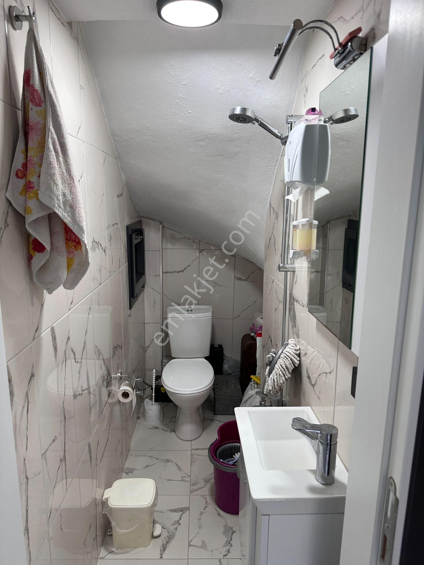 Merkez'den İzmir Dikili Cumhuriyet Mahallesinde Modern 3+1 Müstakil Villa – Bahçeli, Verandalı - Görsel 9