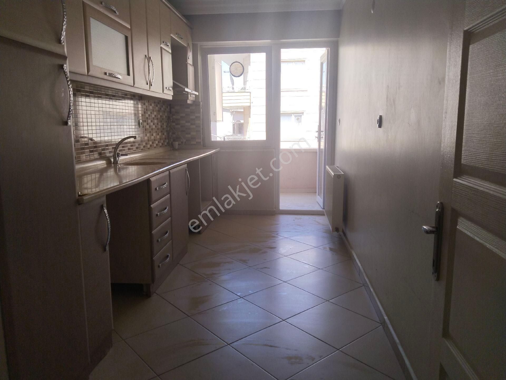 Kkiralık Bursa Emek 3. Kat Daire
