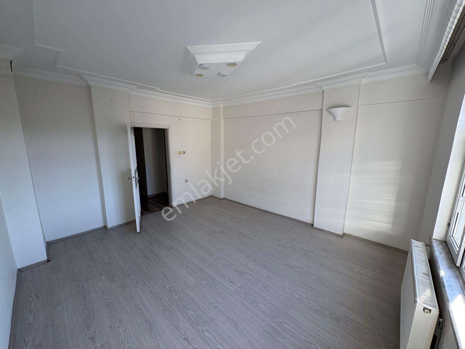 Aydın İnş Cebeci Mah 2+1 4.kat 90m2 Haseki Yürüme Mesafesi