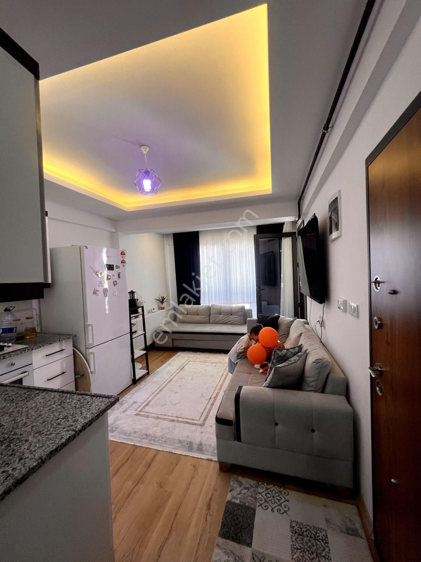 Turyap Buca'dan Barış Mahallesinde Eşyalı Satılık Daire