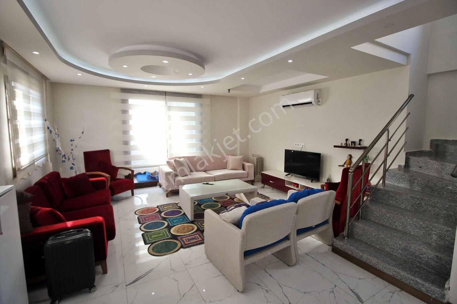 ⚡️acil Satılık⚡️plaja 250 Mt. 3+1 Triplex Tam Müstakil Villa Havuzlu Sitede⚡️ - Görsel 15